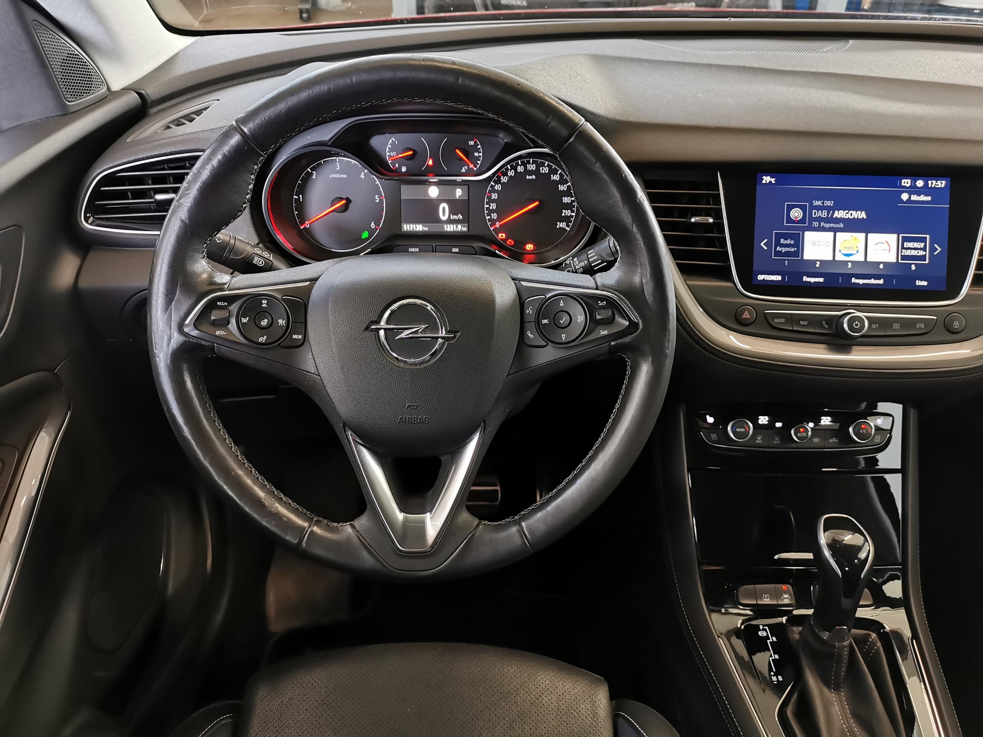 OPEL Grandland X 2.0 CDTi Ultimate-image-9
