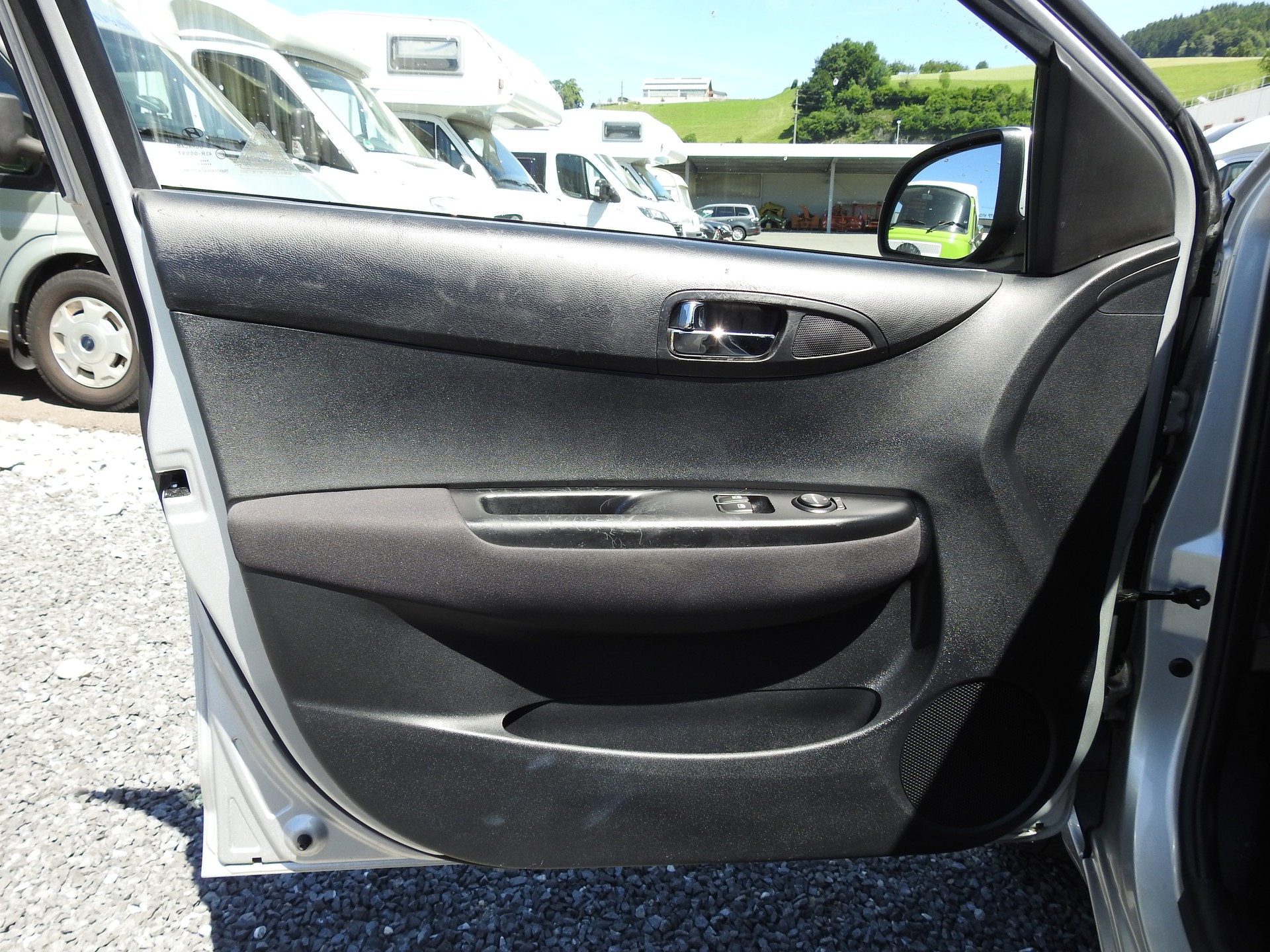 HYUNDAI i20 1.2 Comfort-image-9
