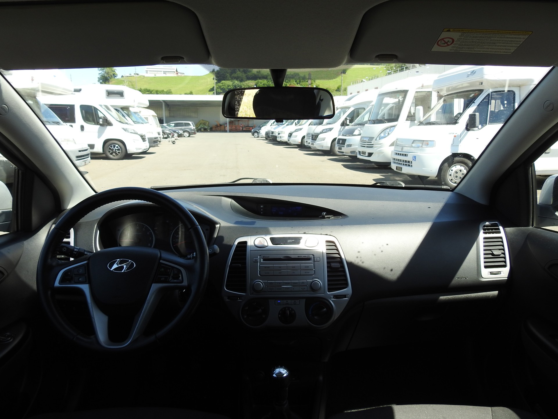 HYUNDAI i20 1.2 Comfort-image-15