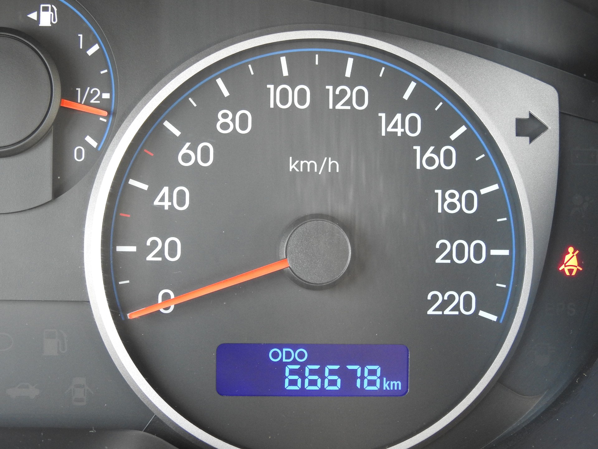 HYUNDAI i20 1.2 Comfort-image-21