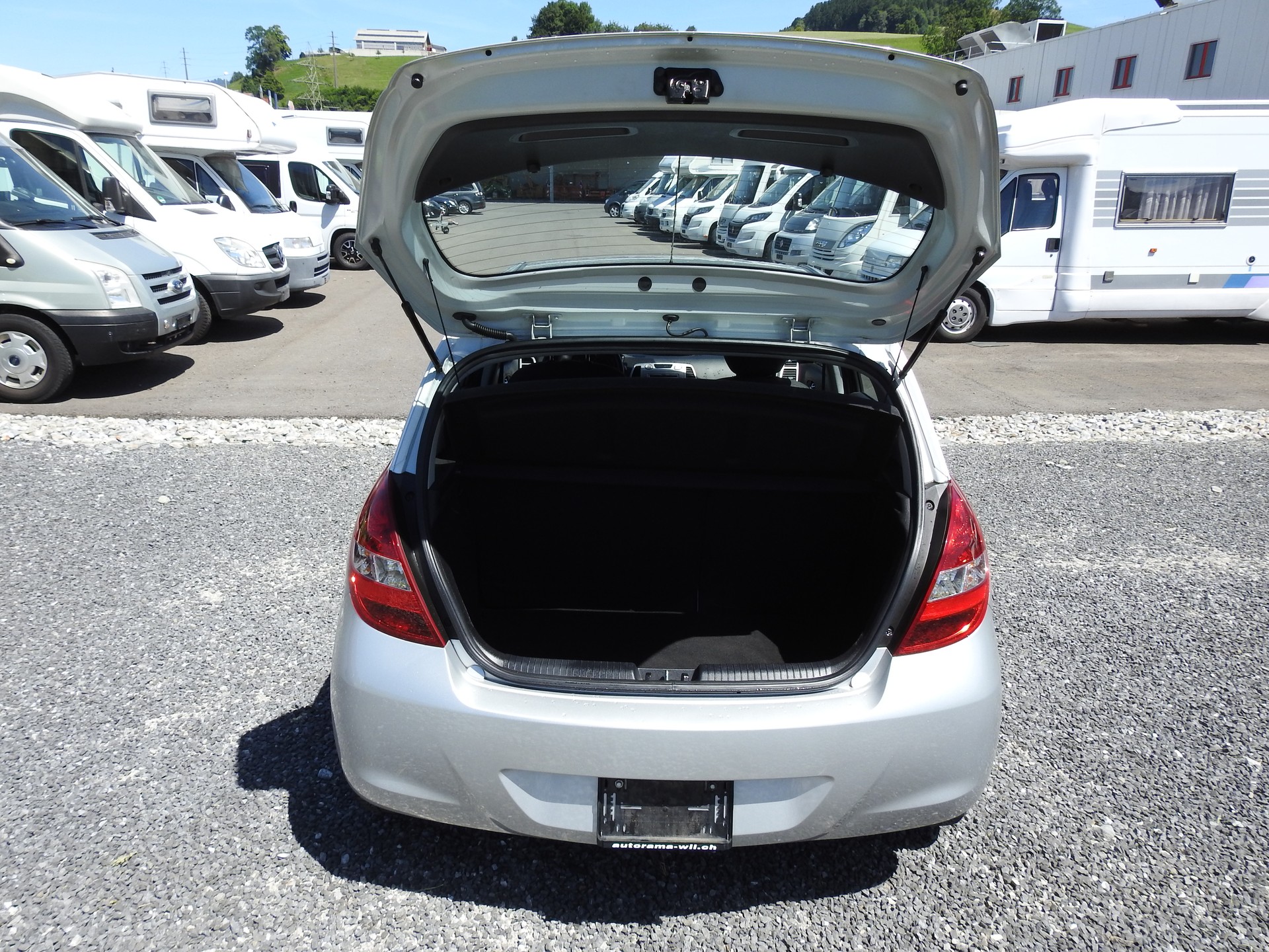 HYUNDAI i20 1.2 Comfort-image-11