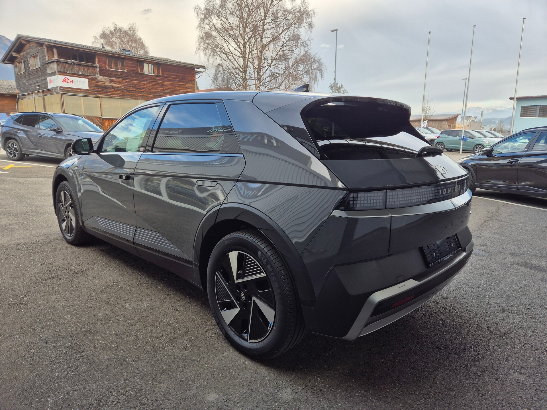HYUNDAI Ioniq 5 84kWh Amplia 4WD-image-3