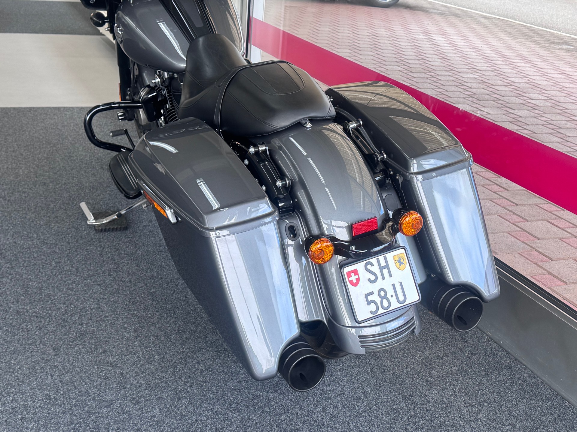 HARLEY-DAVIDSON FLHXS Street Glide Special 114+Dr.Jekill & Mr.Hyde SPORTAUSPUFF-image-4