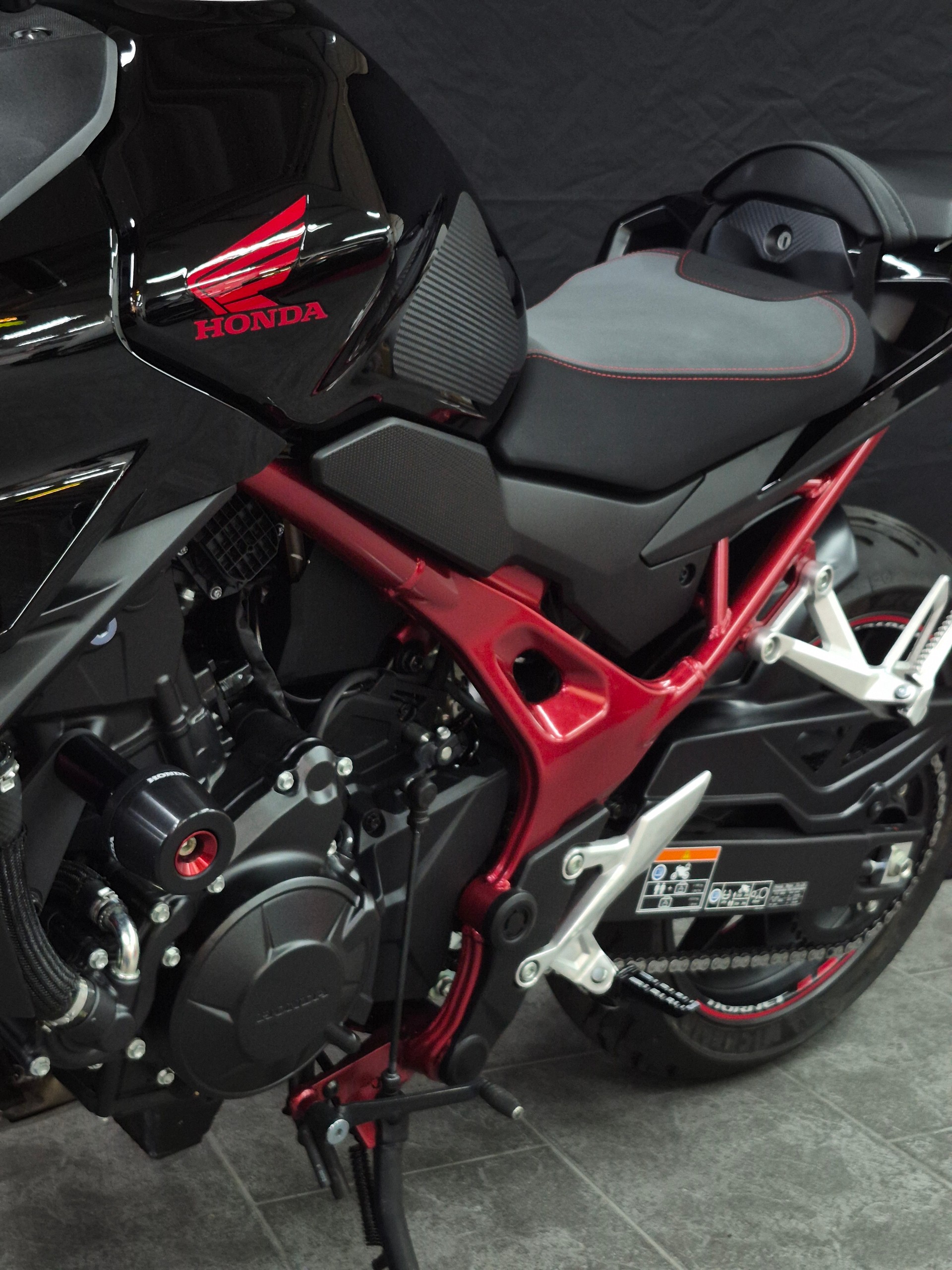 HONDA CB 750 Hornet-image-14
