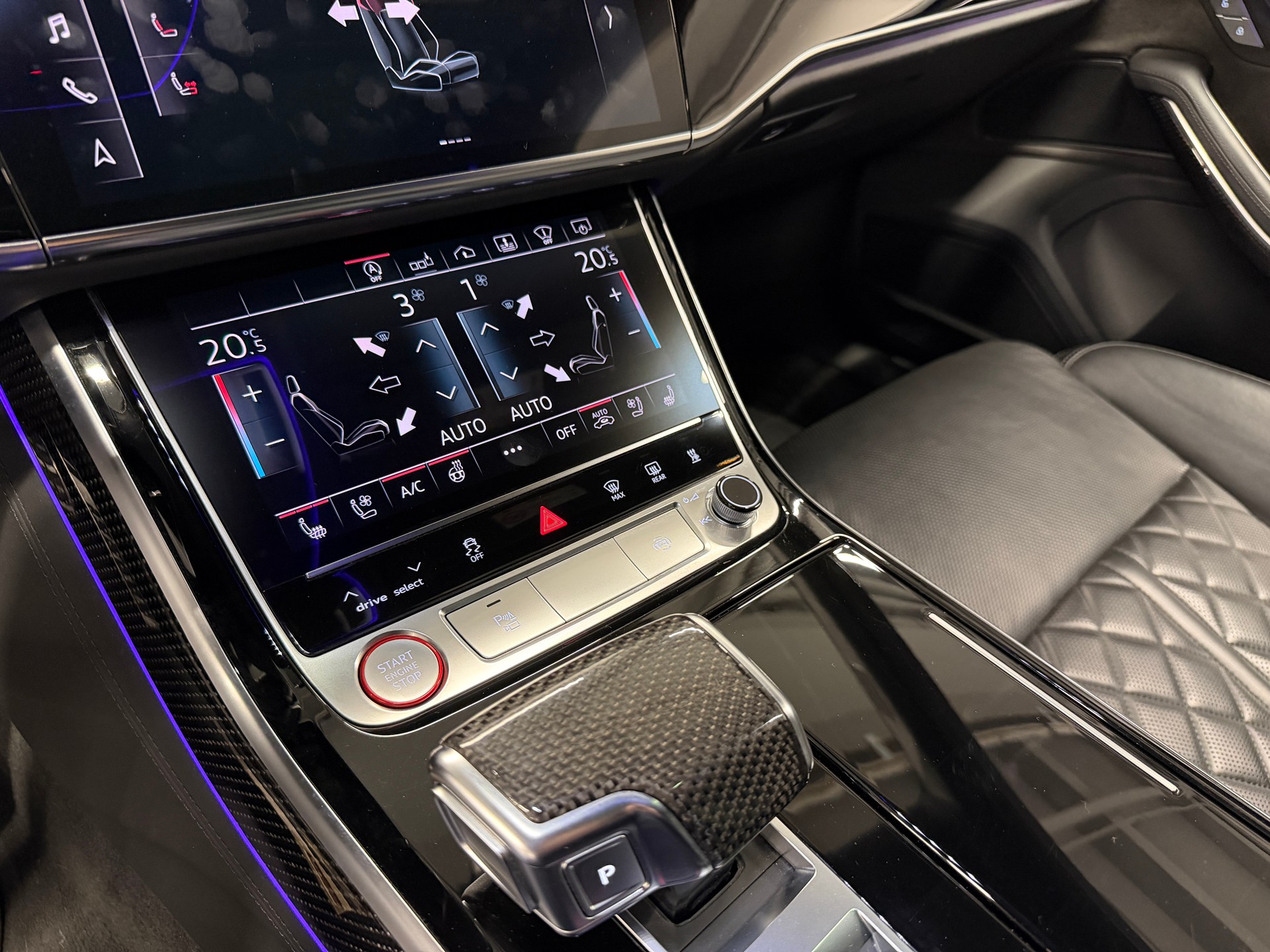 AUDI S8 4.0 V8 TFSI quattro T-Tronic *Top Ausstattung*Lückenlose Servicehistorie bei Audi*Frisch MFK*-image-22