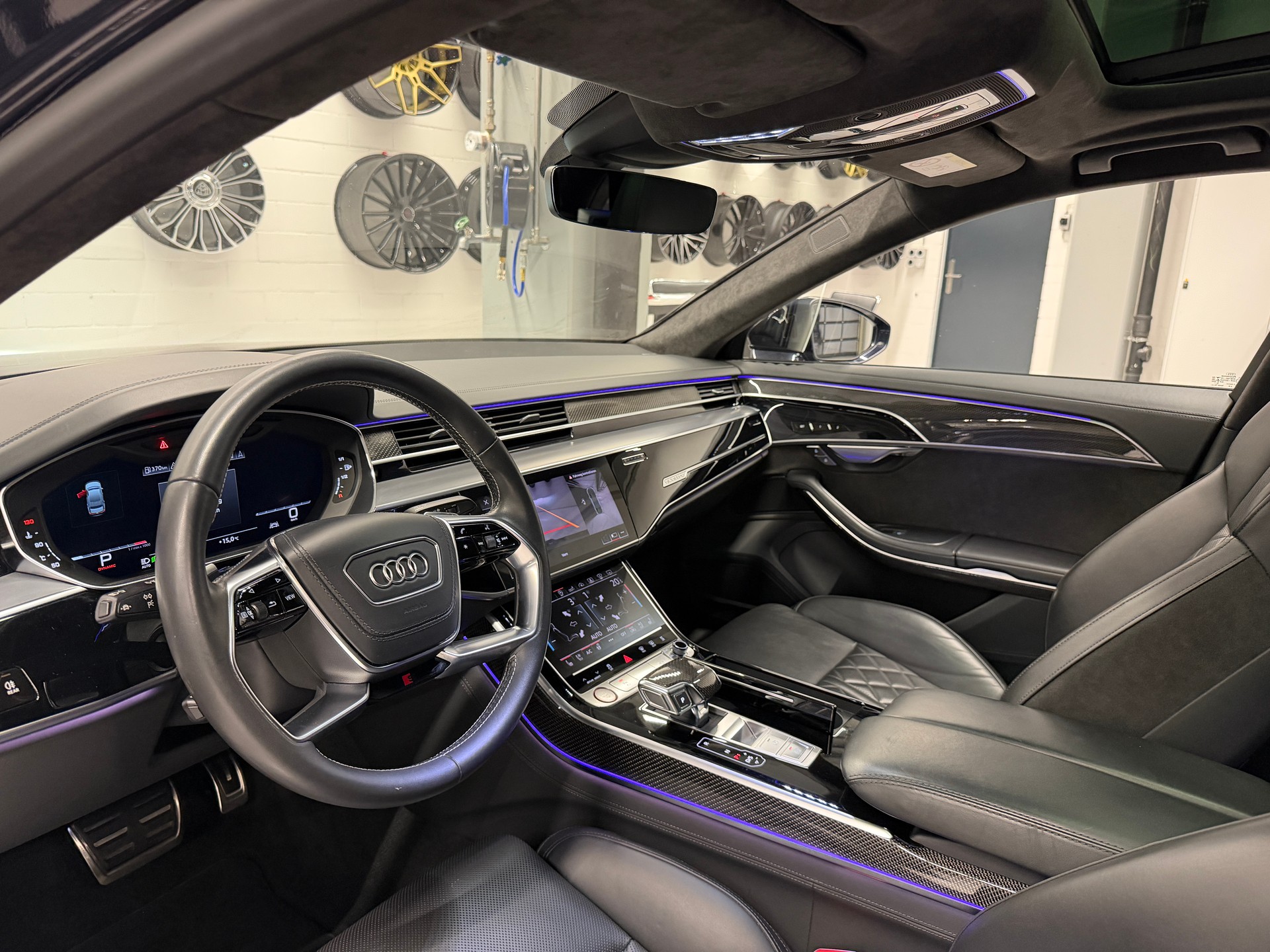 AUDI S8 4.0 V8 TFSI quattro T-Tronic *Top Ausstattung*Lückenlose Servicehistorie bei Audi*Frisch MFK*-image-13