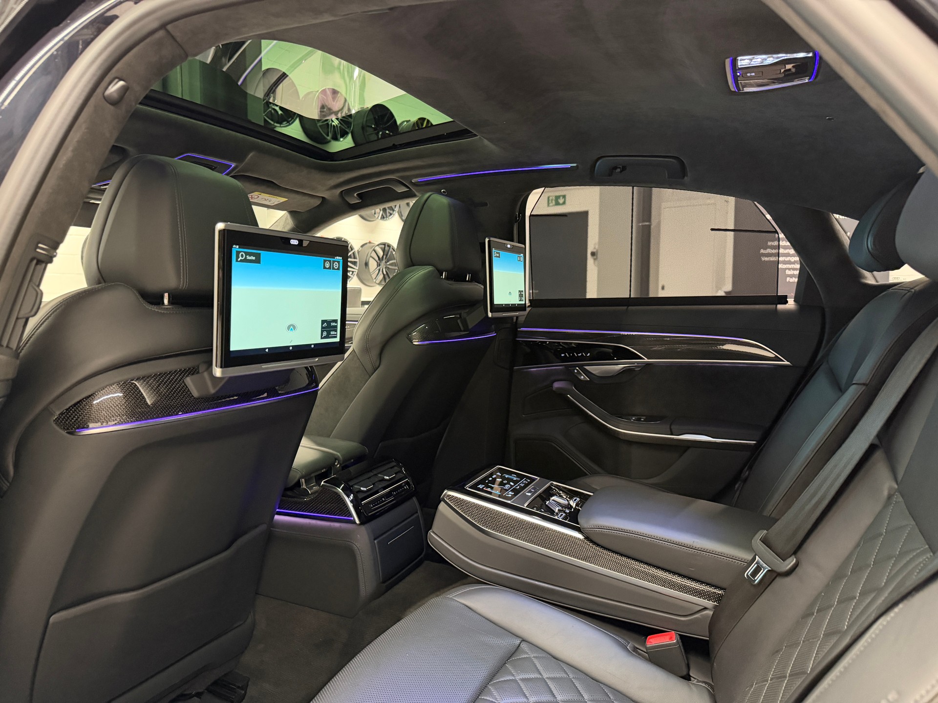 AUDI S8 4.0 V8 TFSI quattro T-Tronic *Top Ausstattung*Lückenlose Servicehistorie bei Audi*Frisch MFK*-image-29