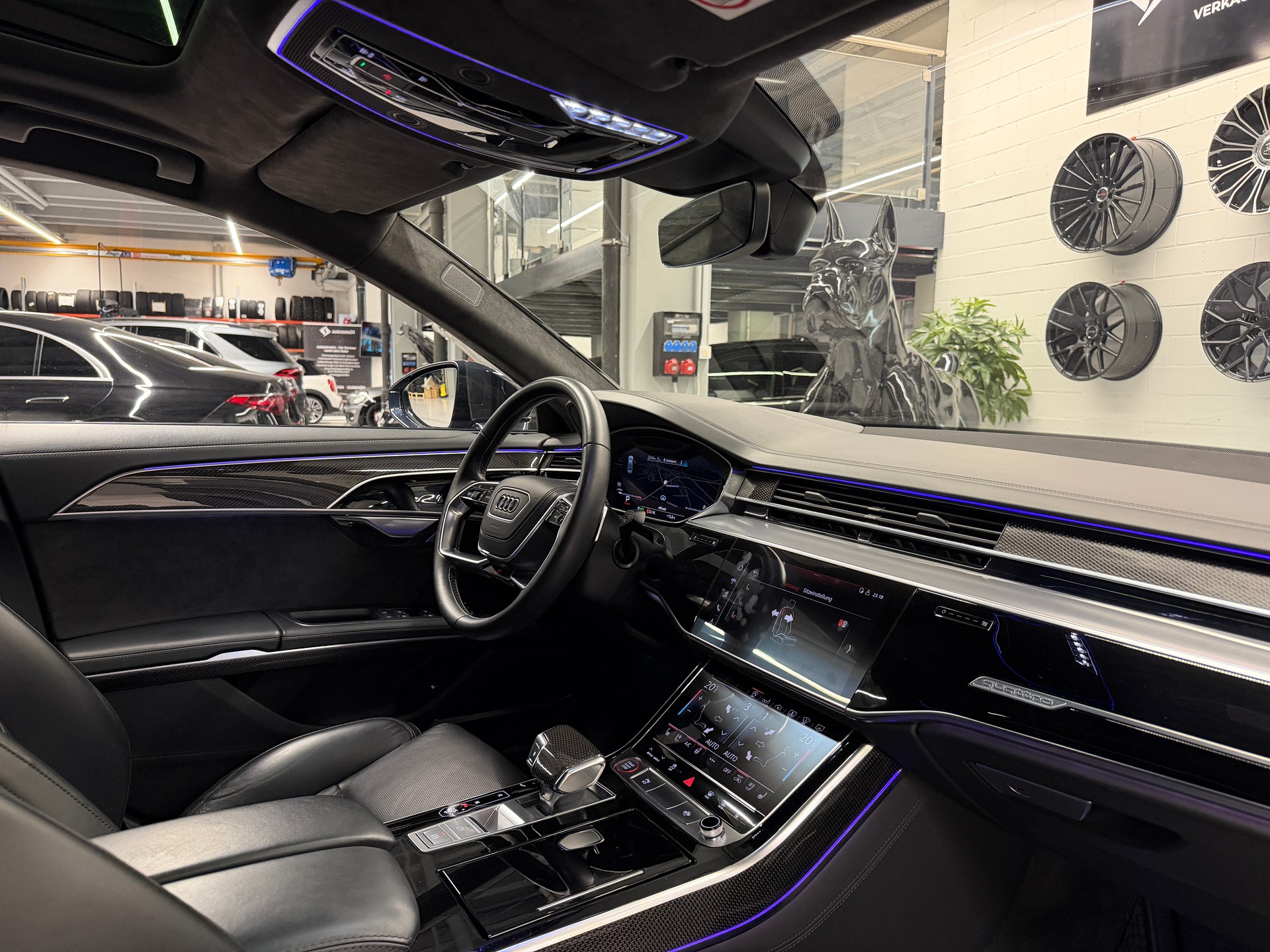 AUDI S8 4.0 V8 TFSI quattro T-Tronic *Top Ausstattung*Lückenlose Servicehistorie bei Audi*Frisch MFK*-image-14