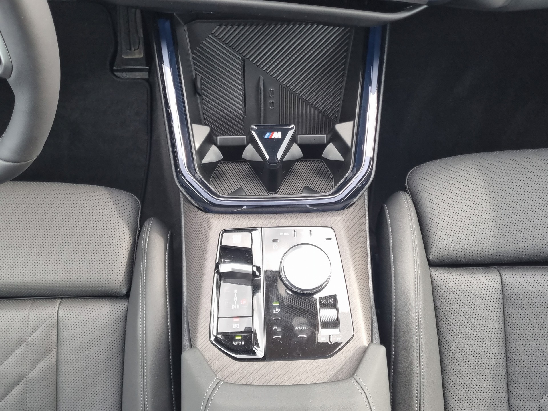 BMW X3 xDrive 30e M Sport Pro-image-16