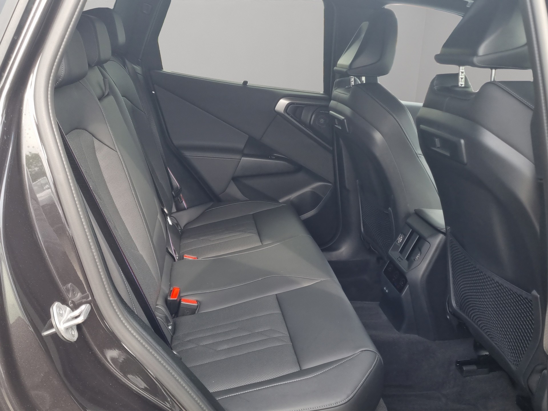 BMW X3 xDrive 30e M Sport Pro-image-21