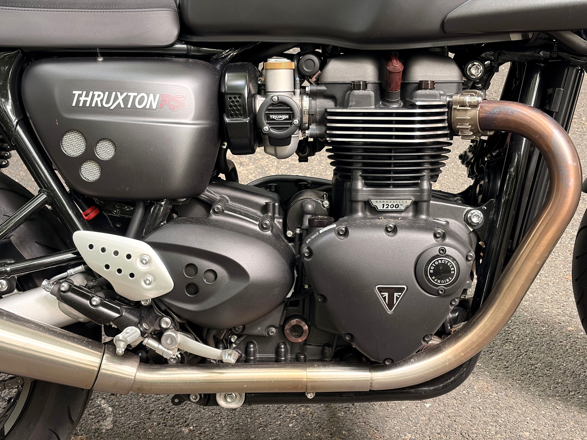 TRIUMPH Thruxton 1200 i RS ABS-image-2