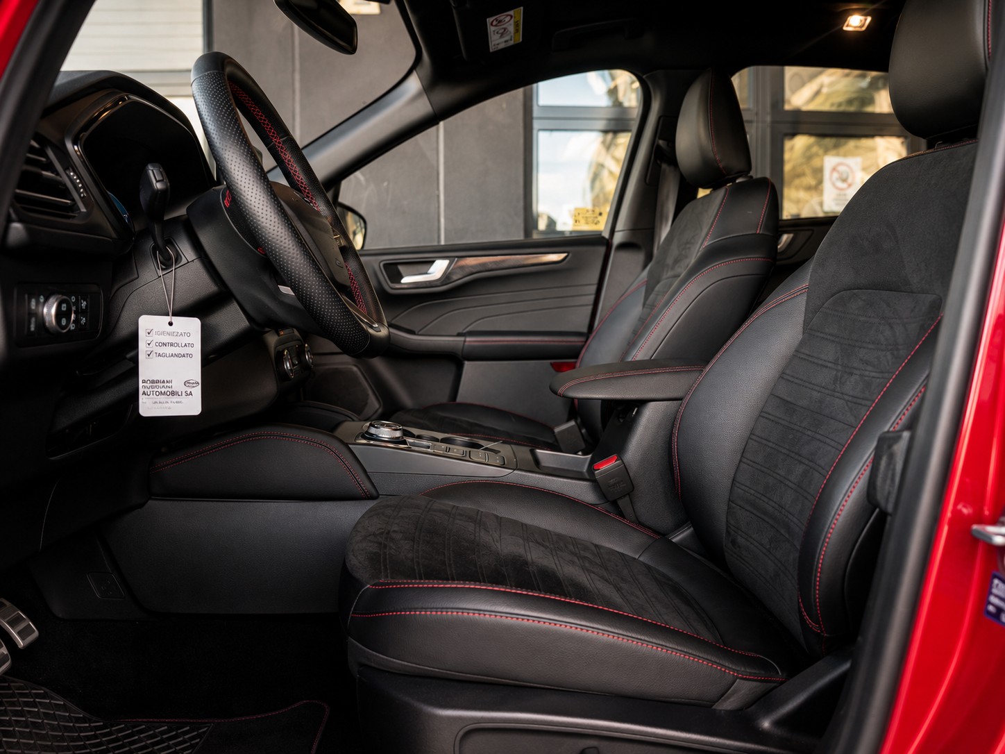 FORD Kuga 2.5 PHEV ST-Line X-image-10