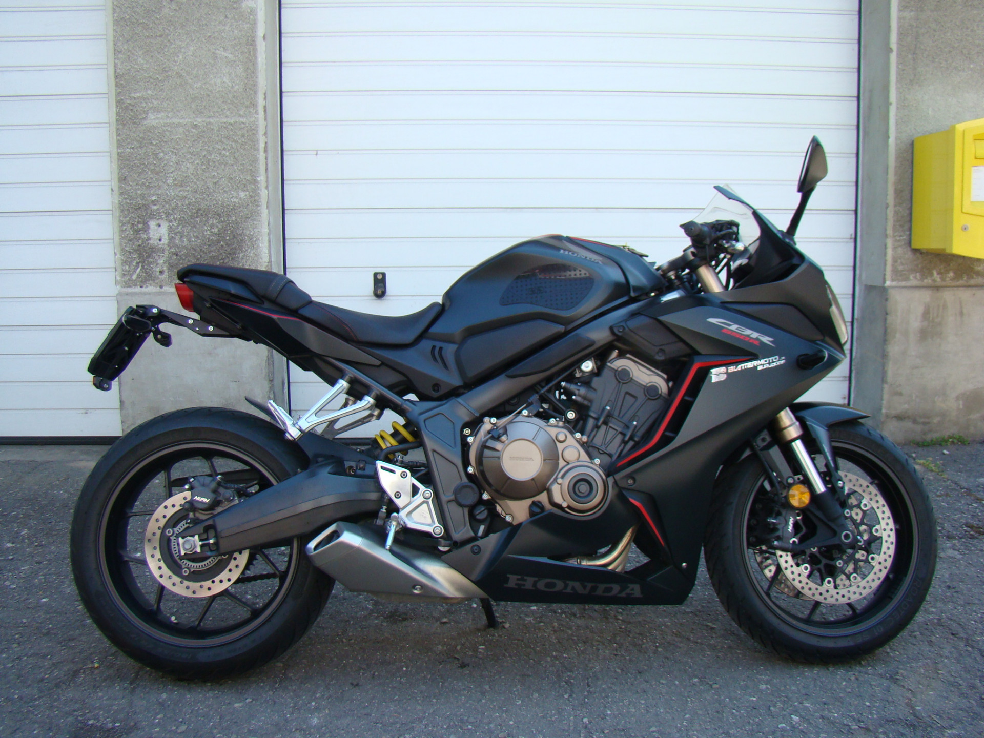 HONDA CBR 650 RA-image-2
