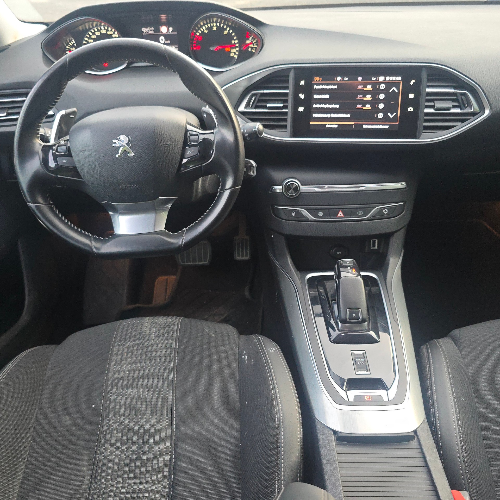 PEUGEOT 308 SW 1.5 BlueHDI Active EAT8-image-11