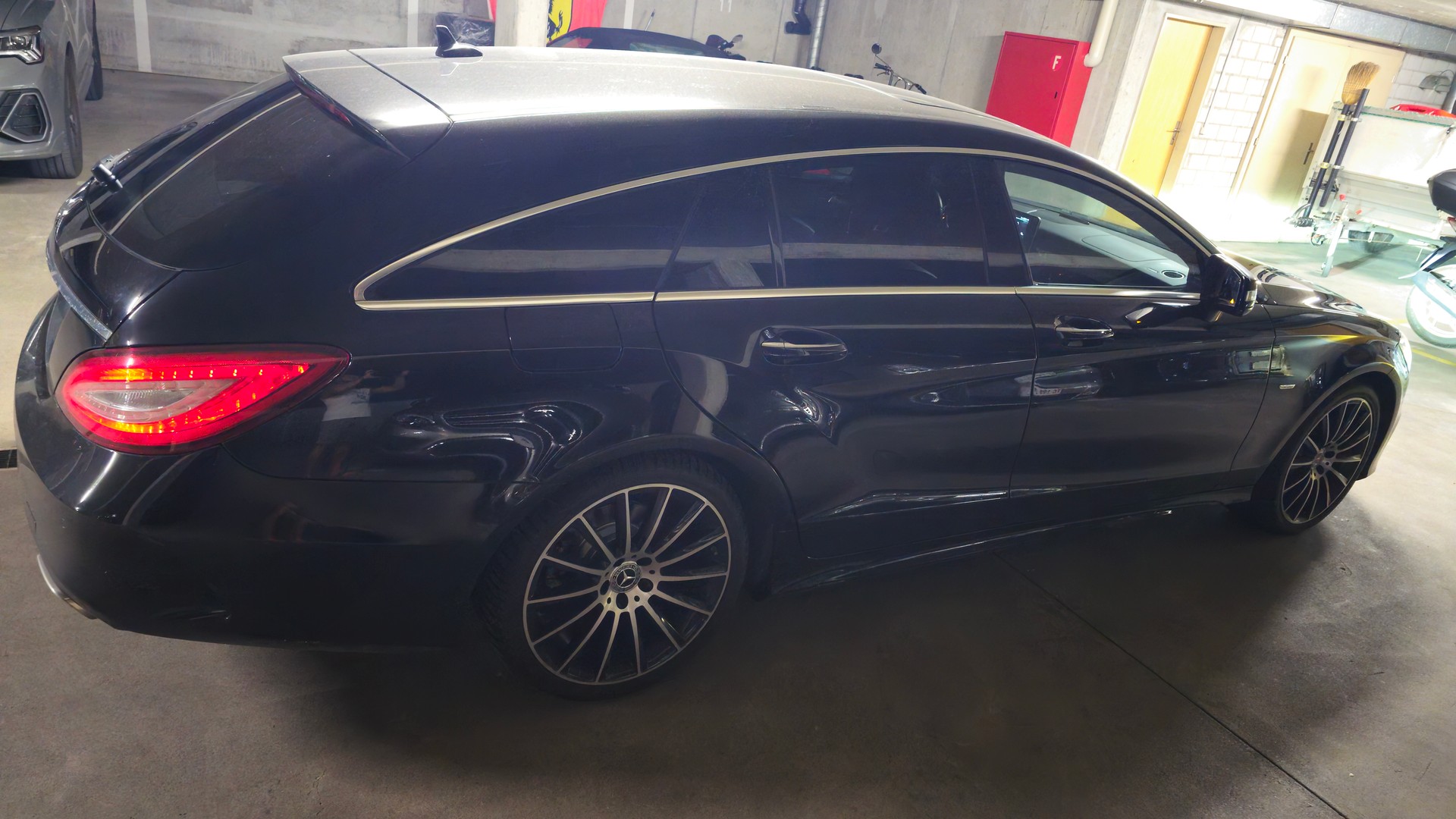 MERCEDES-BENZ CLS 350 d 4matic-image-9