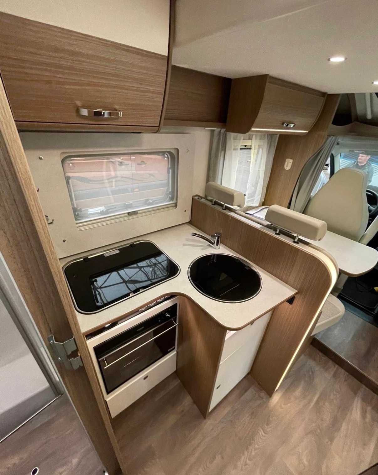 FIAT Ducato 35 2.3 Multijet 140 mit viel Sonderausstattung-image-1