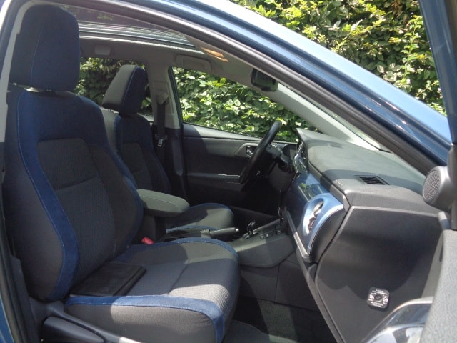 TOYOTA Auris Touring Sports 1.8 HSD Style e-CVT-image-4