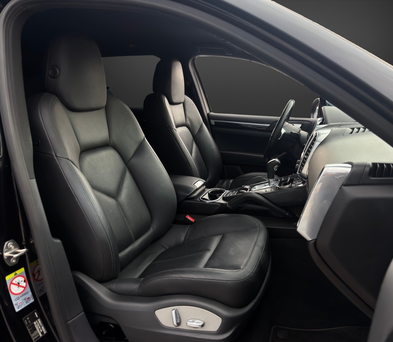 PORSCHE Cayenne Tiptronic-image-8