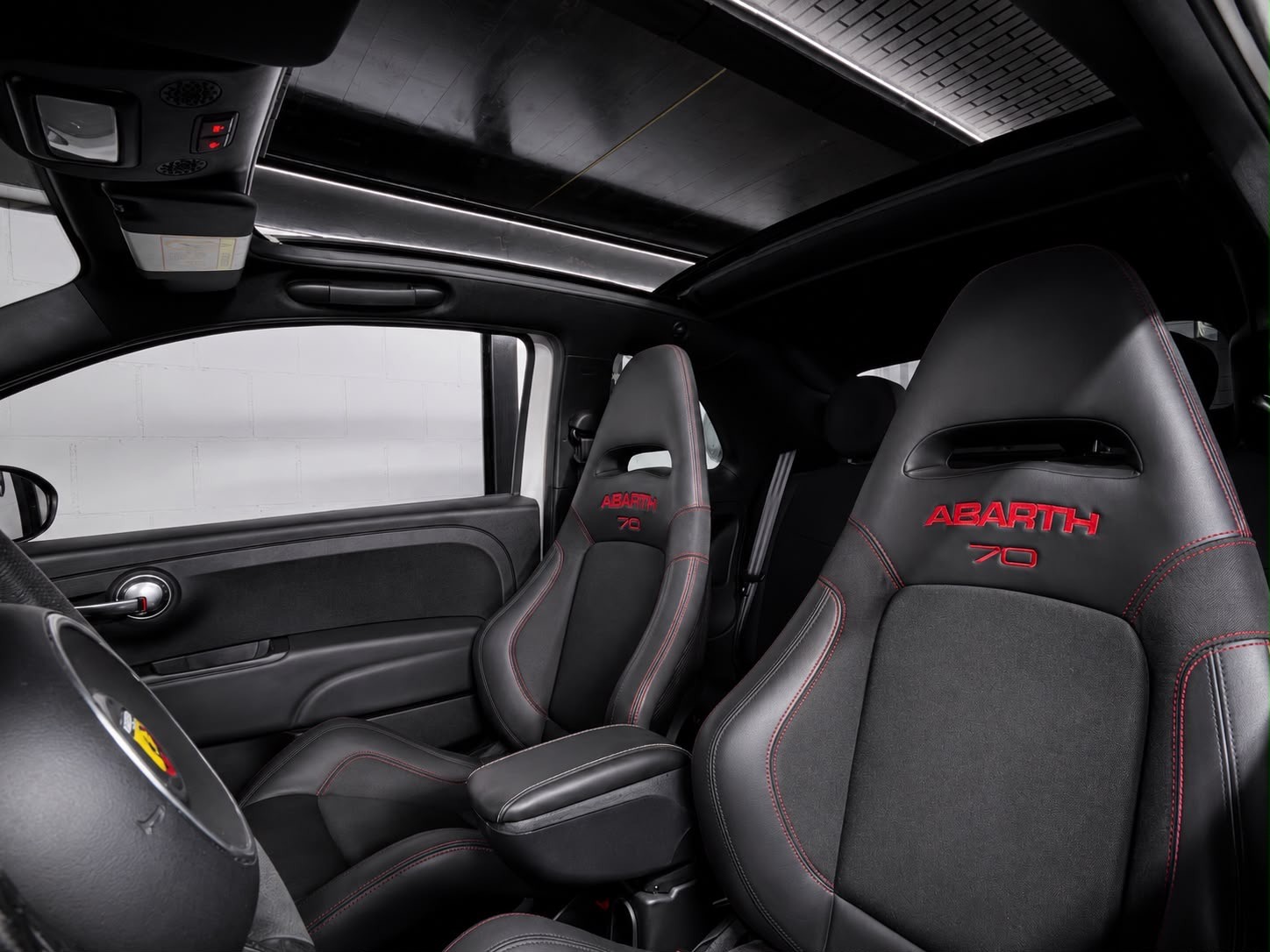 FIAT 595 1.4 16V Turbo Abarth Comp 70° Anniv. Duologic / Akrapovic / Carbon ..-image-10