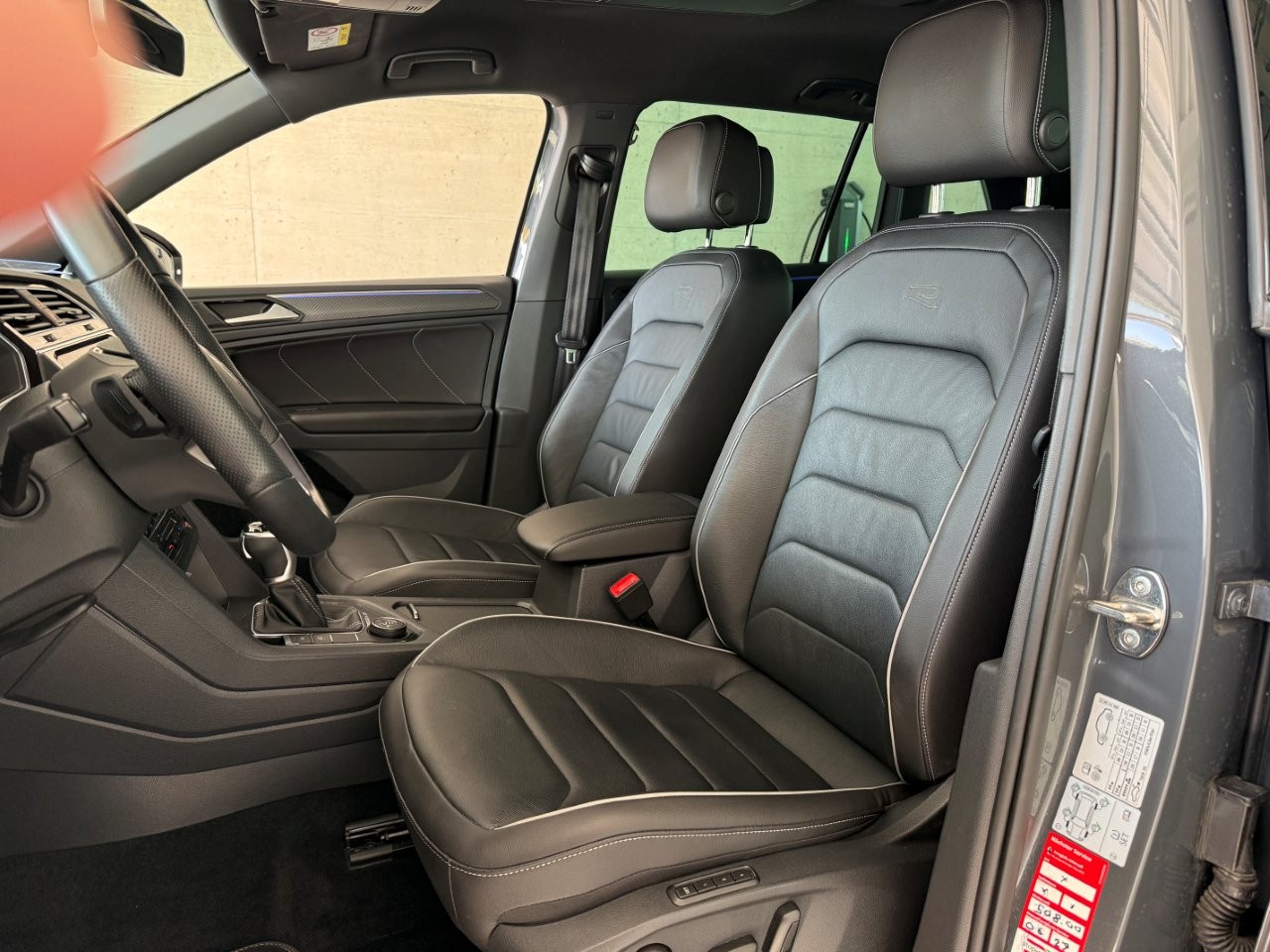 VW Tiguan 2.0TSI R-Line 4Motion DSG-image-7
