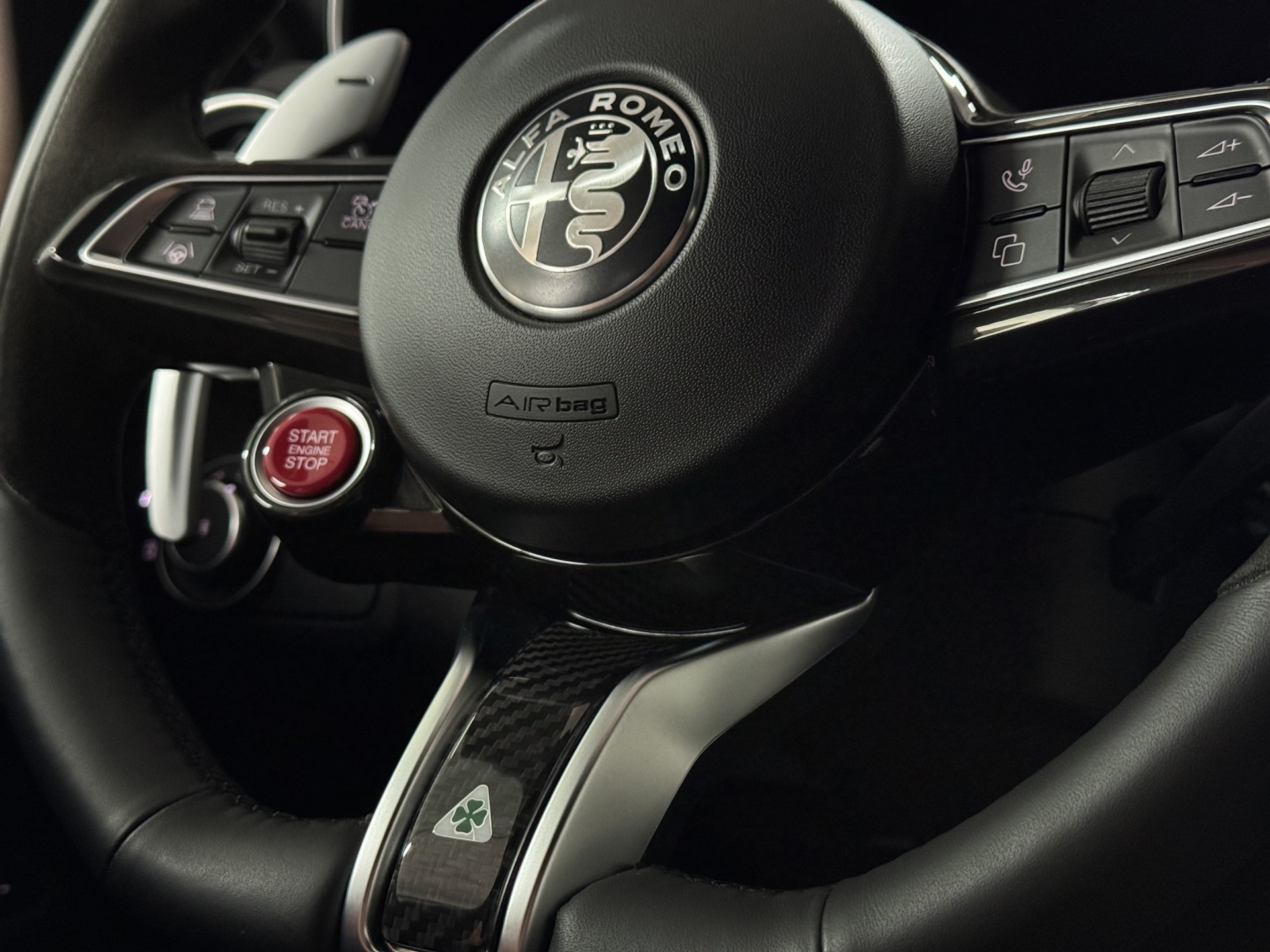 ALFA ROMEO Giulia 2.9 V6 Quadrifoglio "Pack ADAS"-image-16