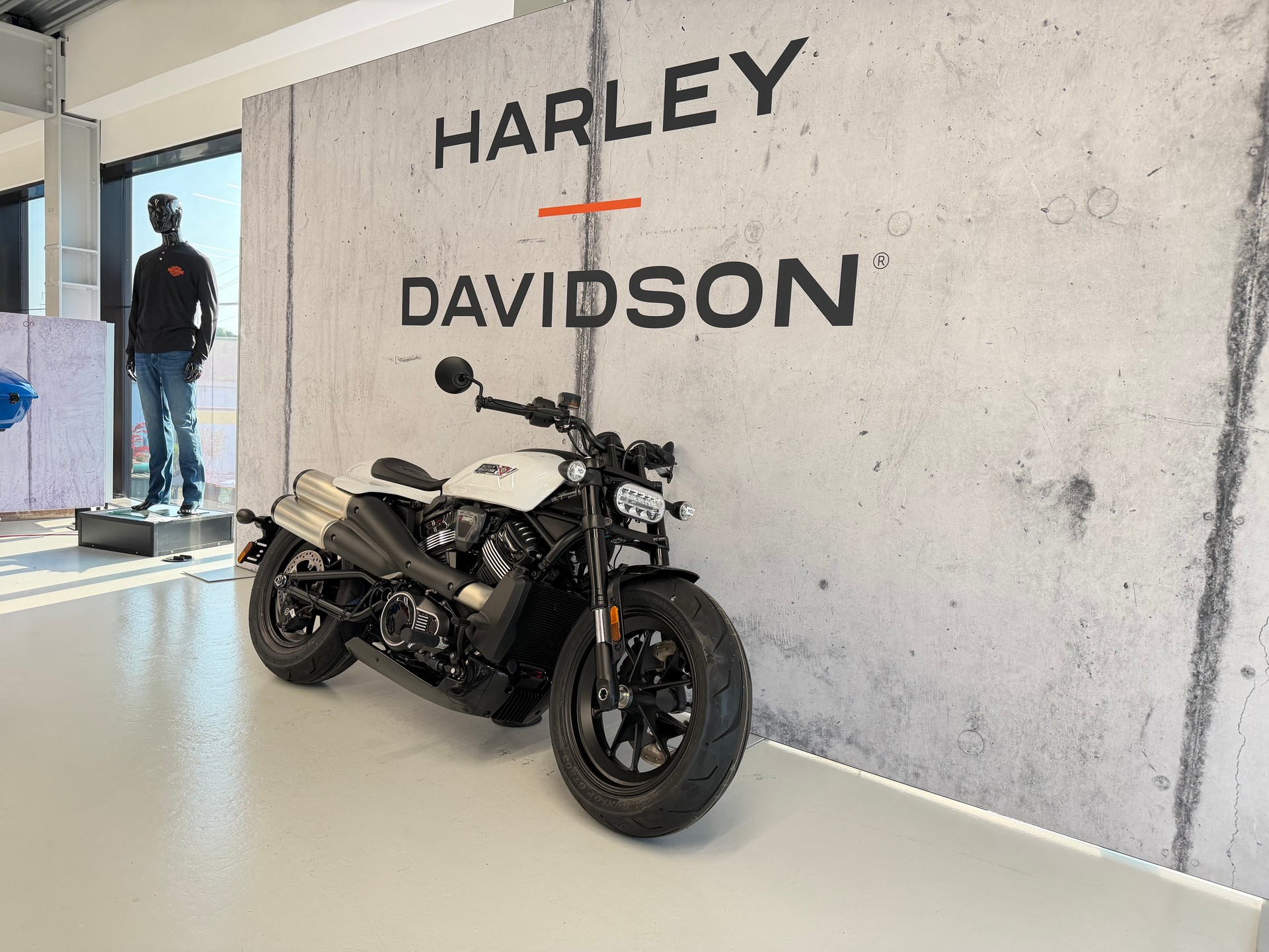 HARLEY-DAVIDSON RH 1250 Sportster S-image-1
