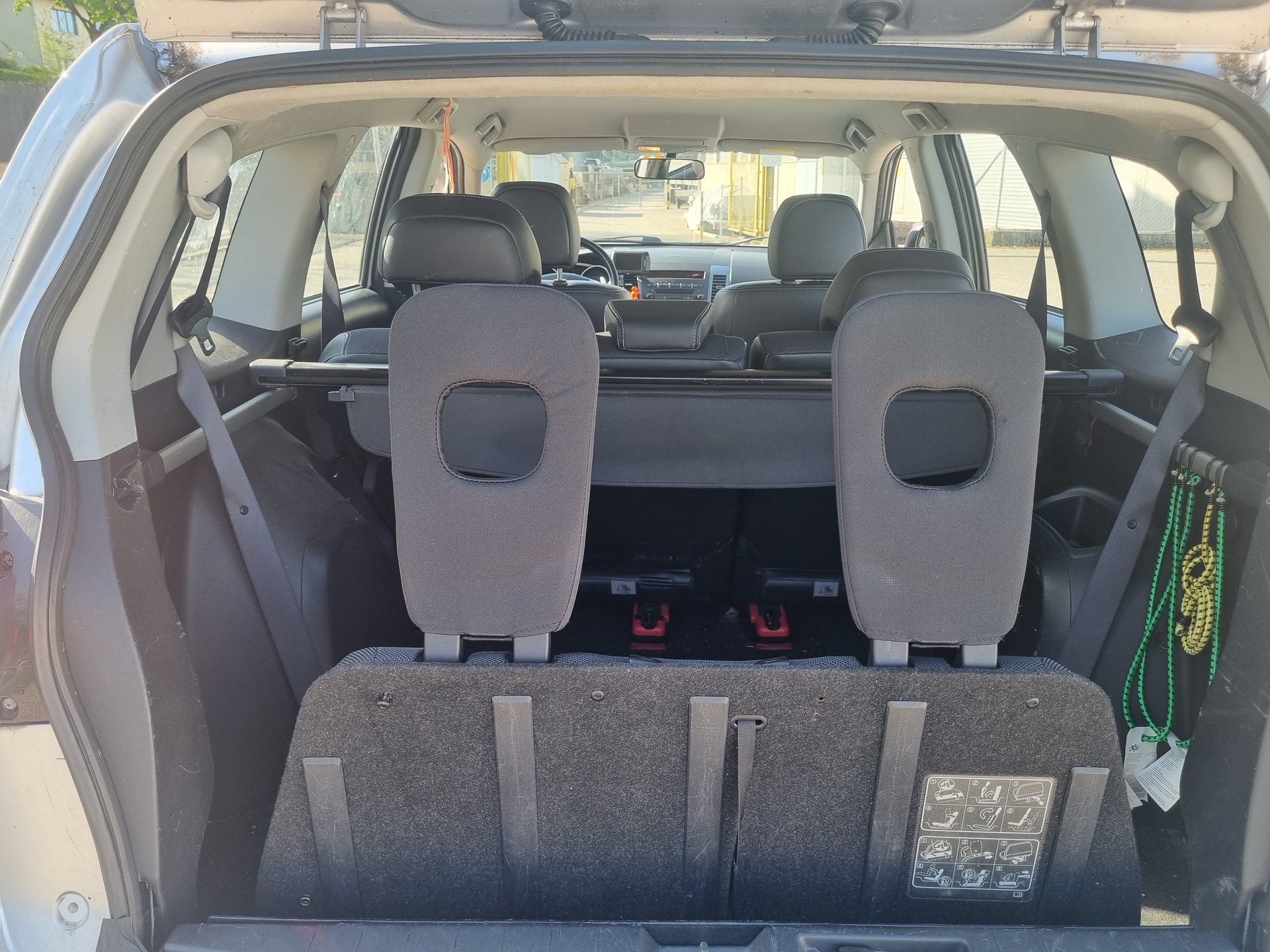 CITROEN C-Crosser 2.4 VTR CVT-image-7