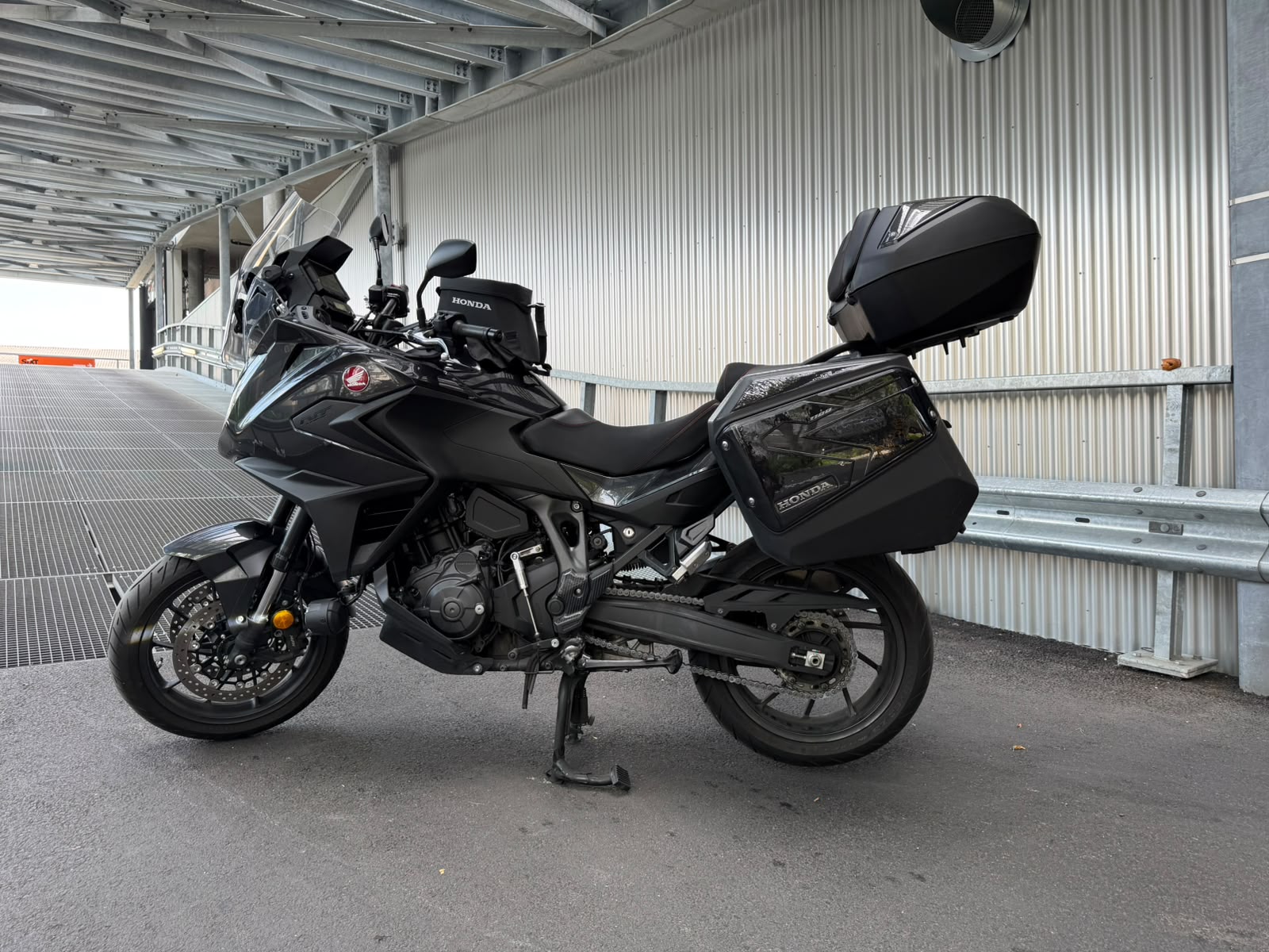 HONDA NT 1100-image-3