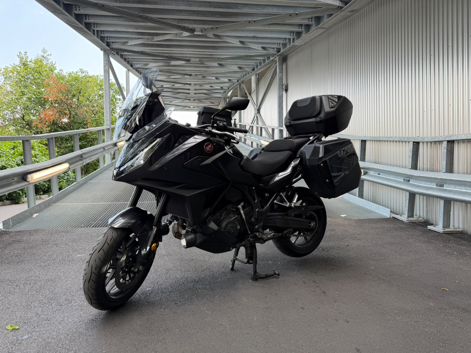 HONDA NT 1100-image-2