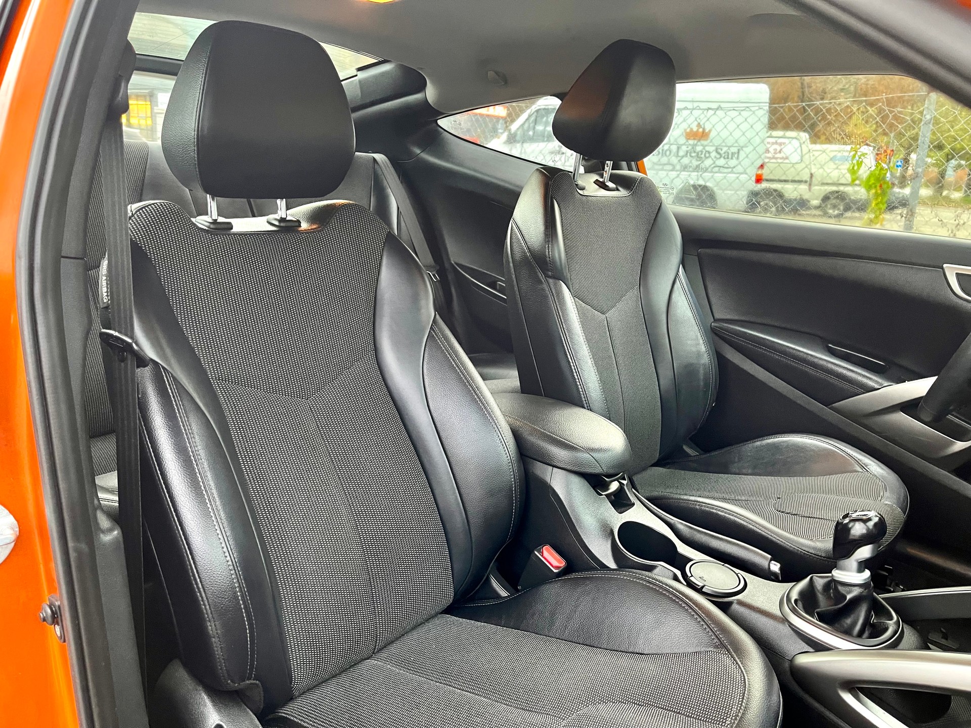 HYUNDAI Veloster 1.6 GDI-image-15