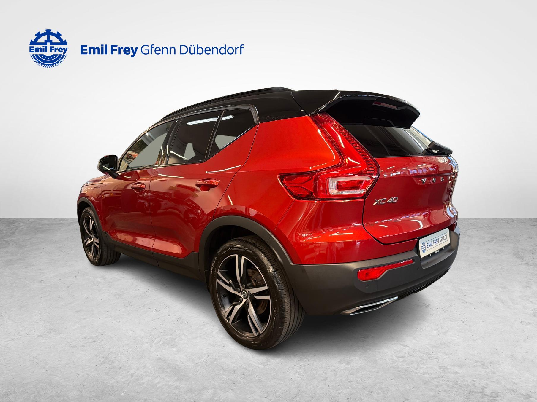 VOLVO XC40 1.5 T5 TE R-Design-showroom-element-2