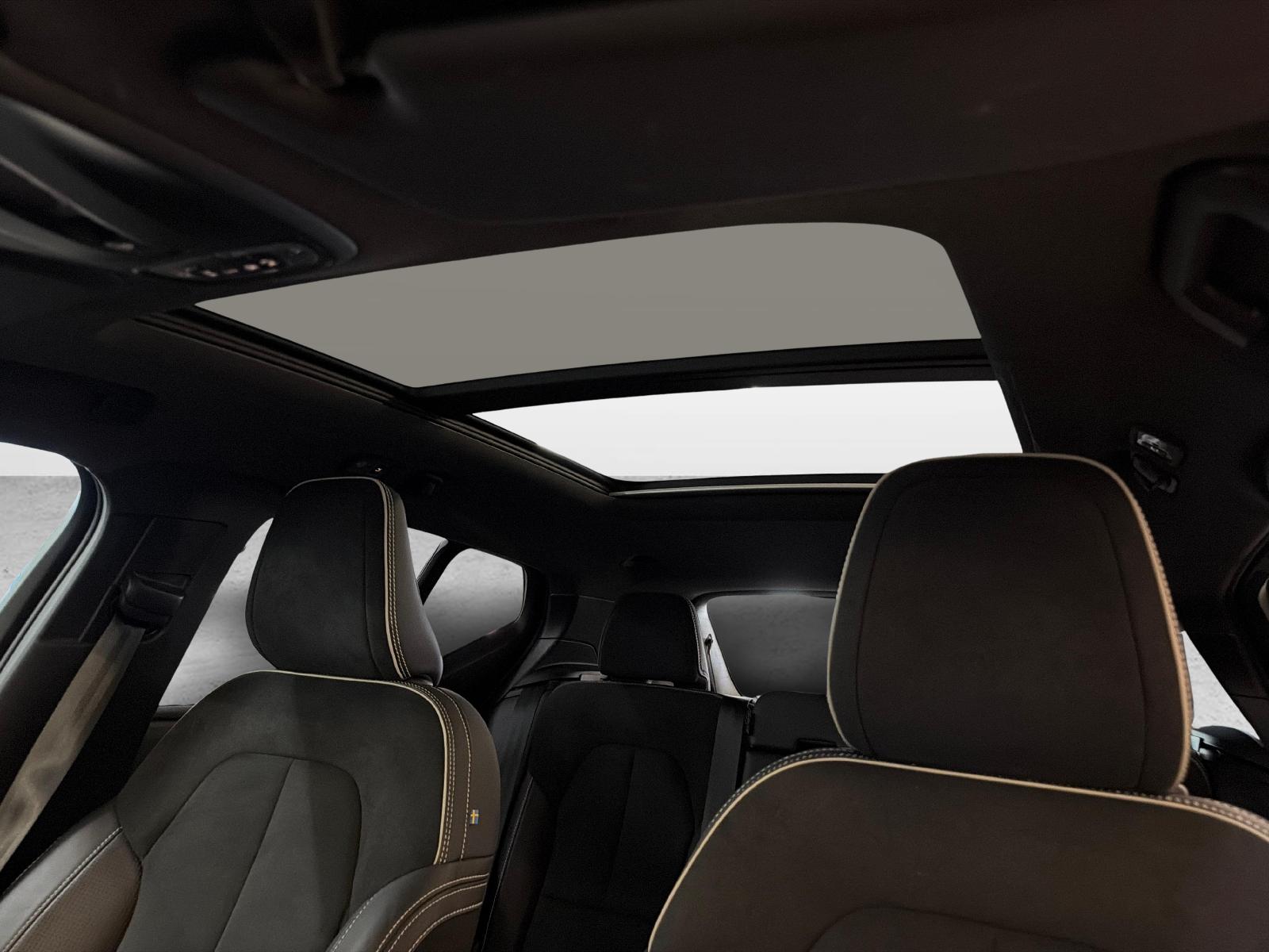 VOLVO XC40 1.5 T5 TE R-Design-image-12
