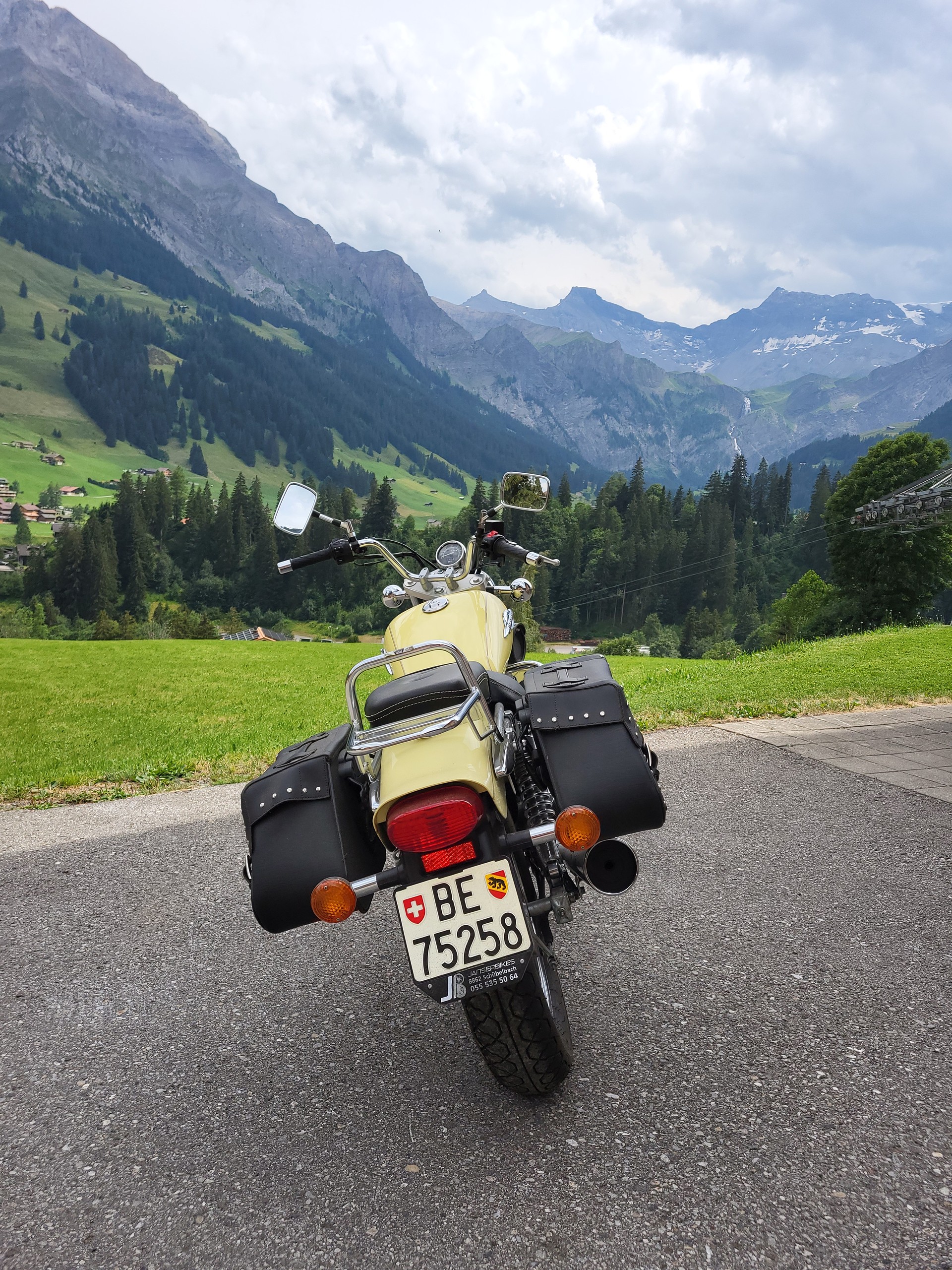 SUZUKI GZ 125 Marauder-image-6