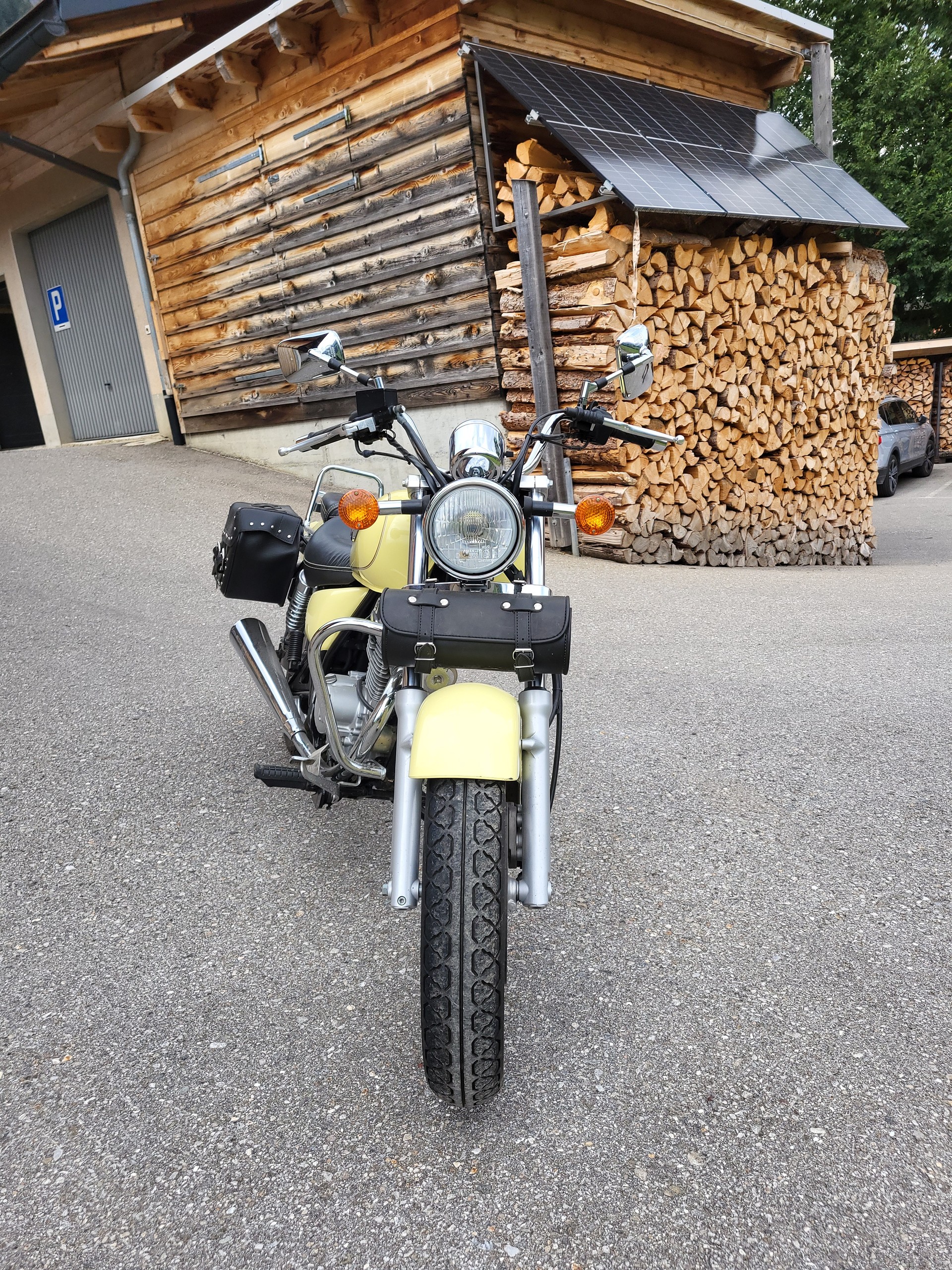SUZUKI GZ 125 Marauder-image-2