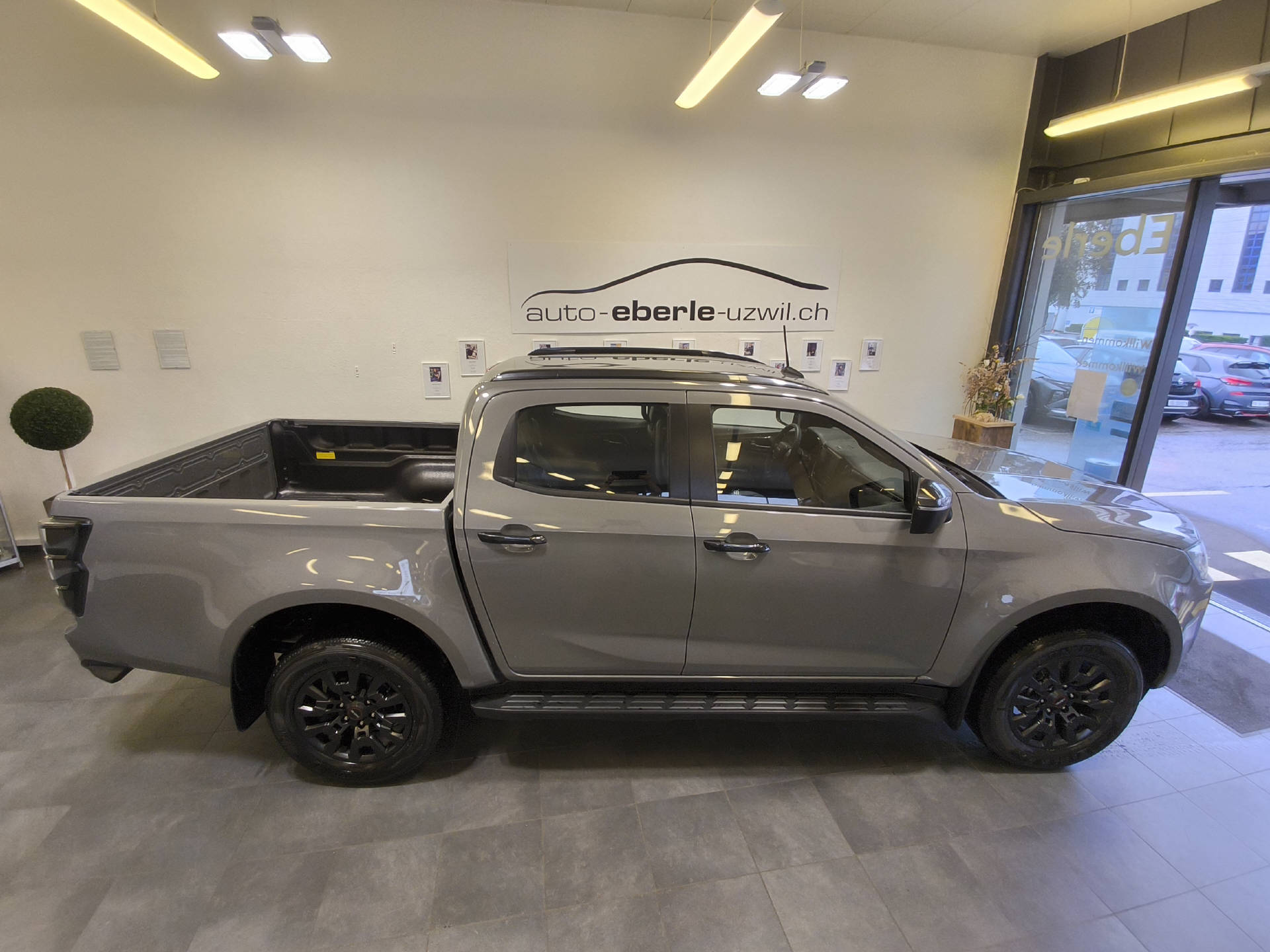 ISUZU D-Max Crew Pick-up 2.2 DDi Nitro Sport 4x4-image-11