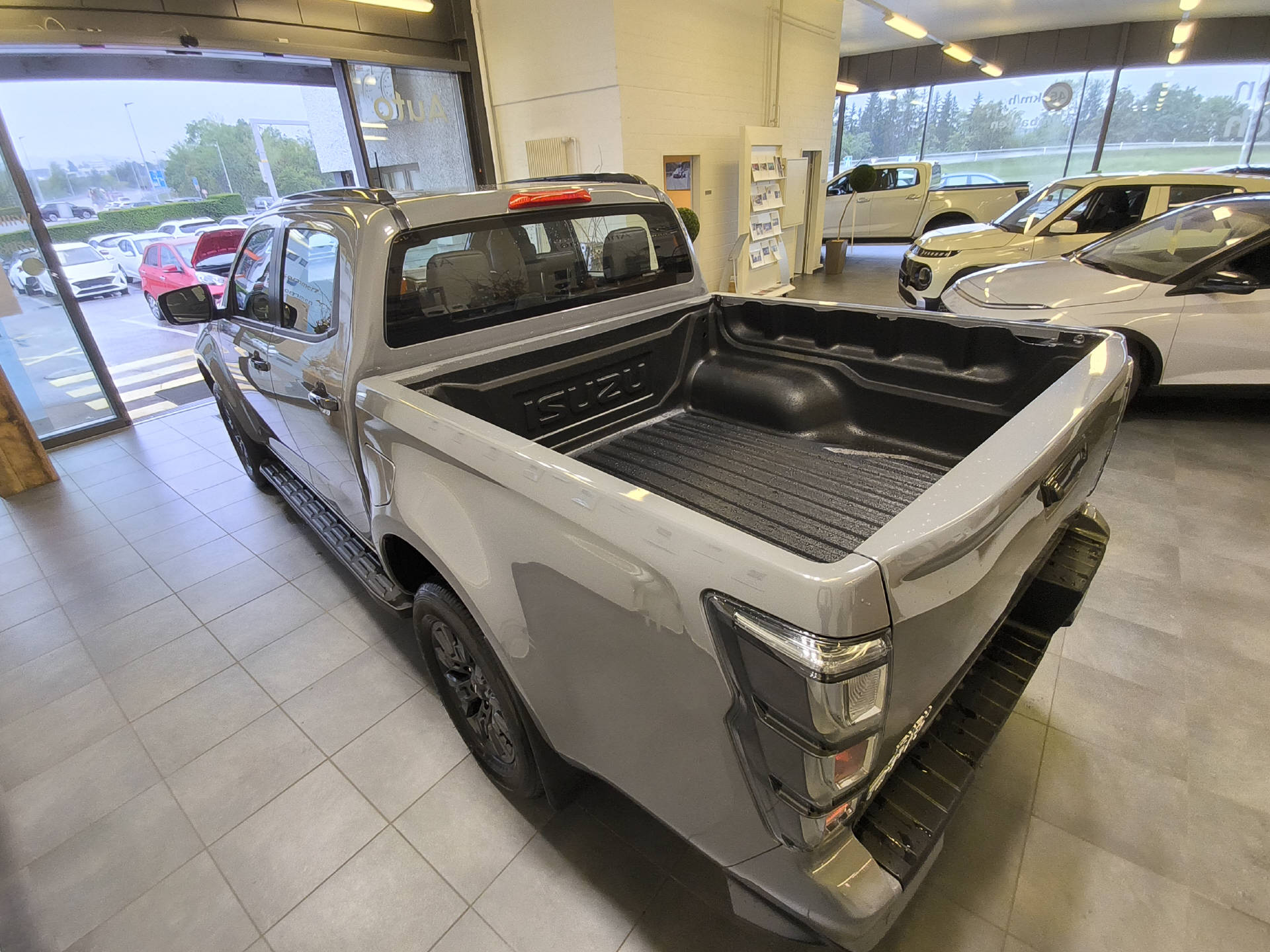 ISUZU D-Max Crew Pick-up 2.2 DDi Nitro Sport 4x4-image-10