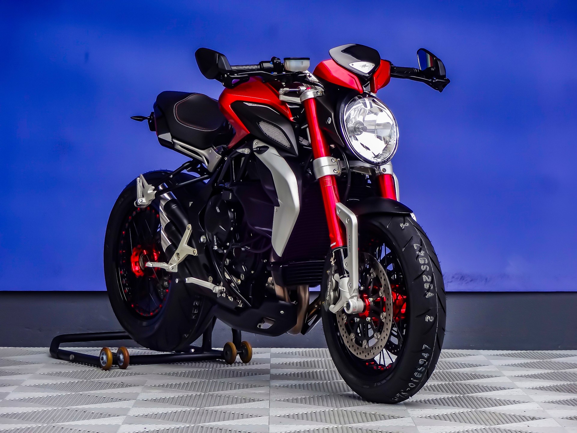 MV AGUSTA Dragster 800 RR ABS-showroom-element-1