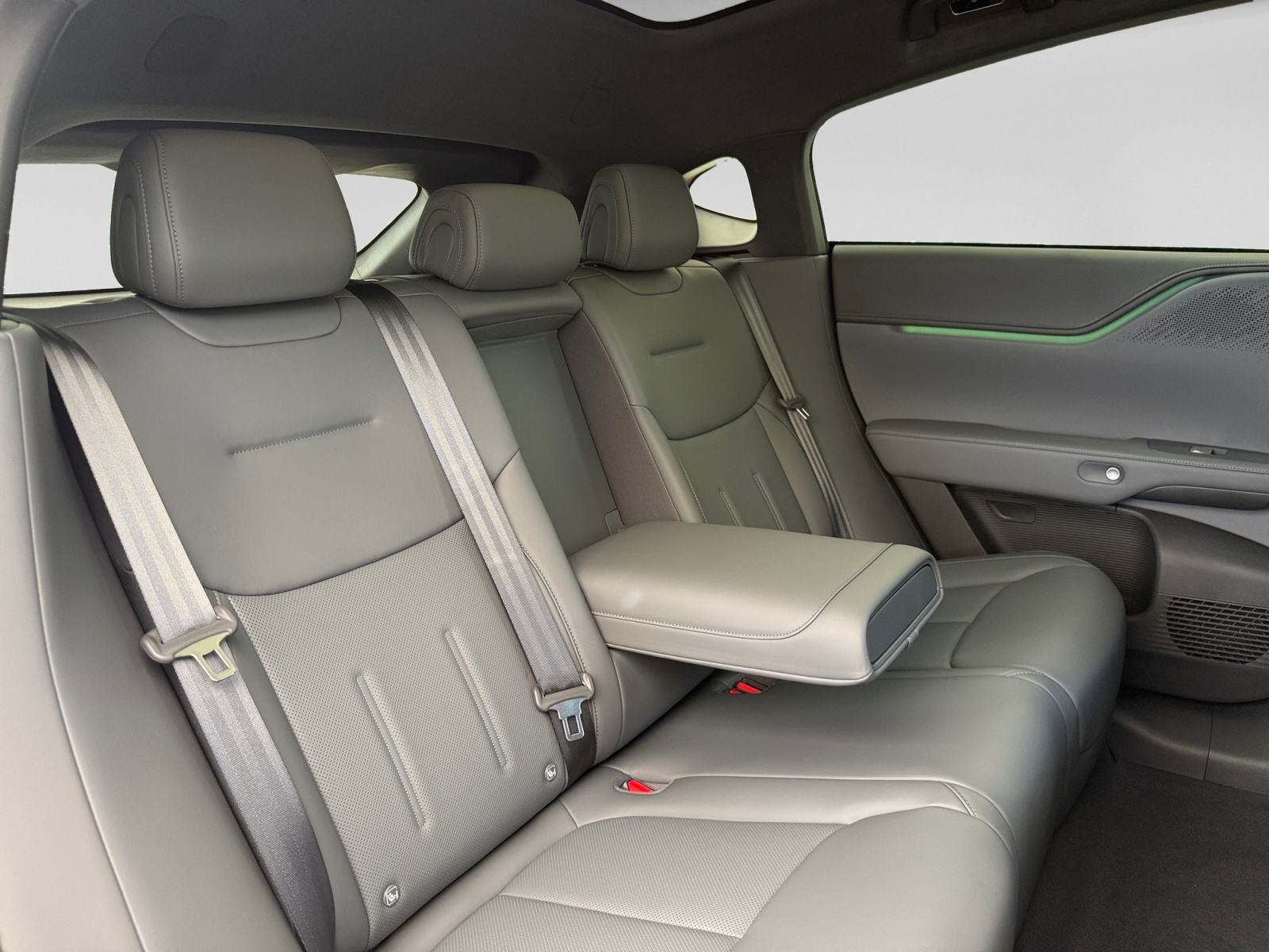XPENG G6 Performance AWD mit AHK 80.8kWh-image-17