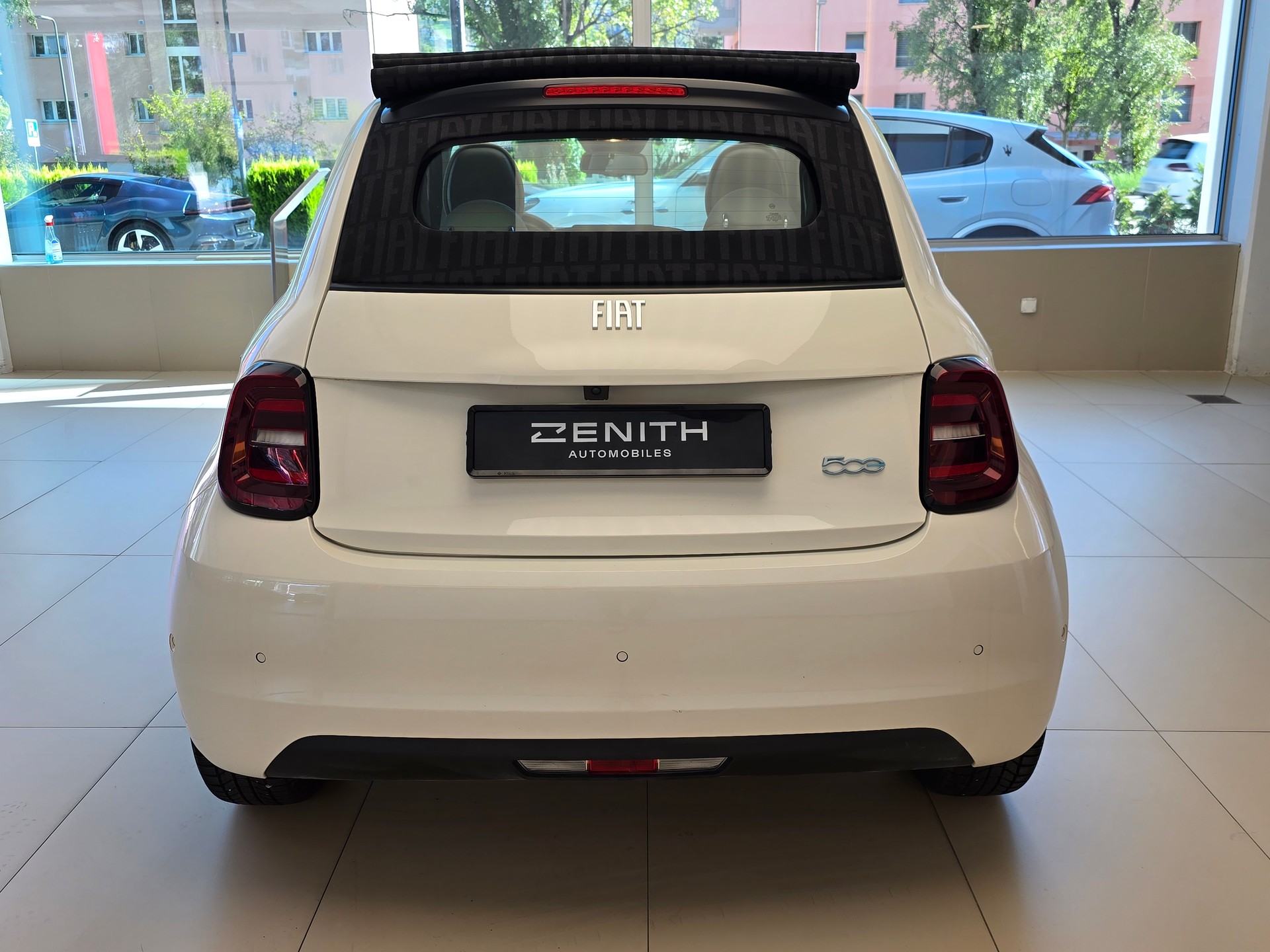 FIAT 500 C electric 87 kW Cult Edition-image-5