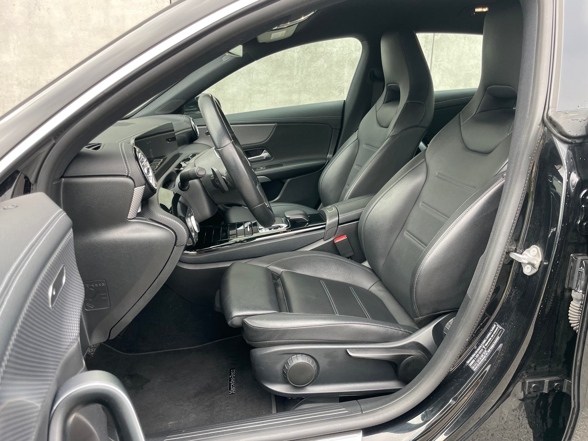 MERCEDES-BENZ CLA Shooting Brake 200 Progressive 7G-DCT (66)-image-5