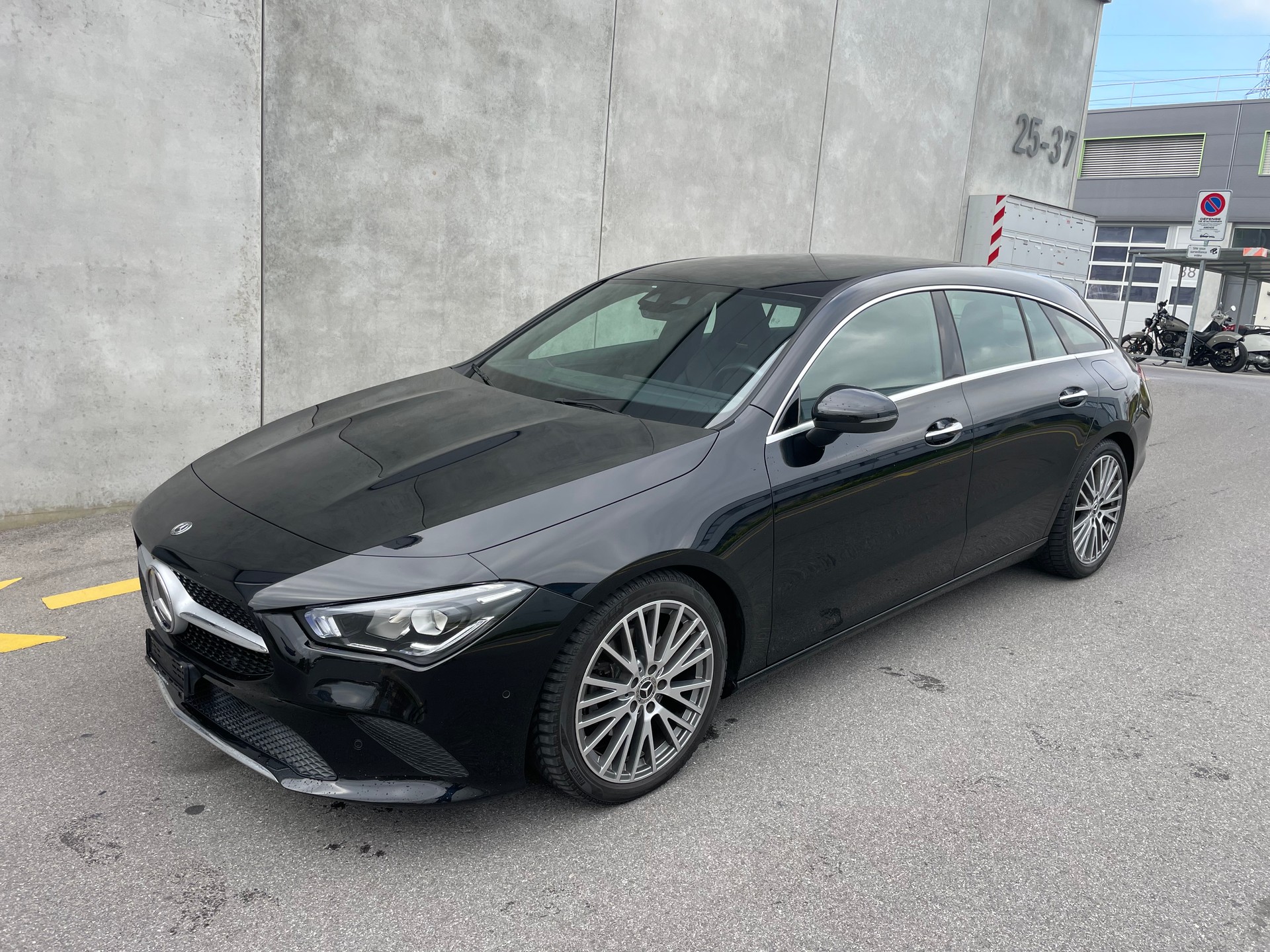 MERCEDES-BENZ CLA Shooting Brake 200 Progressive 7G-DCT (66)