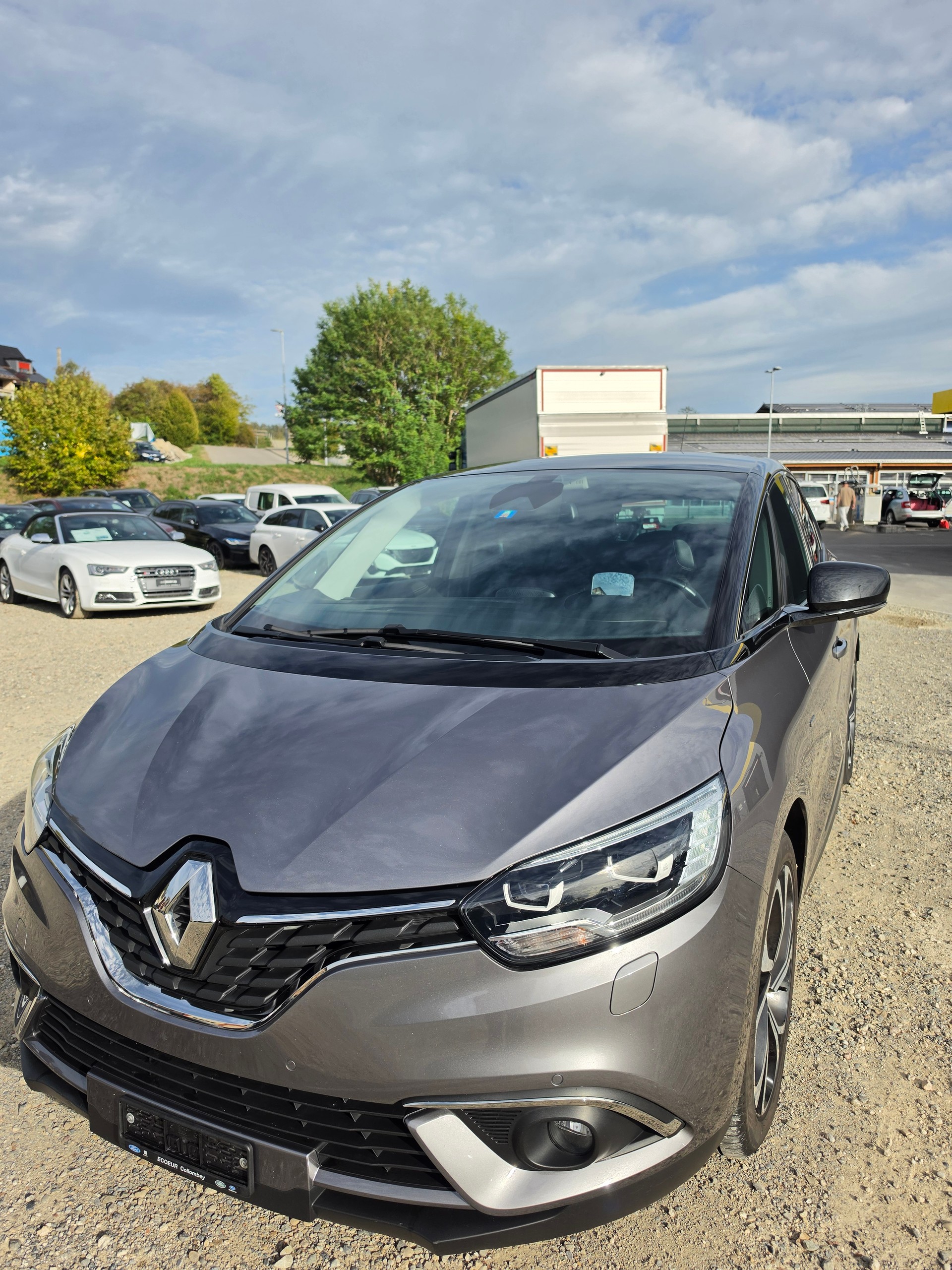RENAULT Scénic 1.6 dCi Initiale Paris EDC