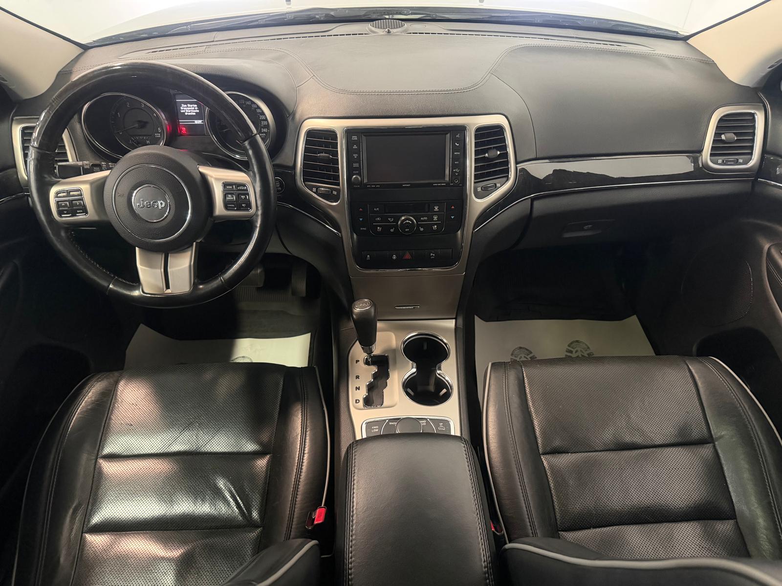 JEEP Grand Cherokee 3.0 CRD Overland Automatic-image-13