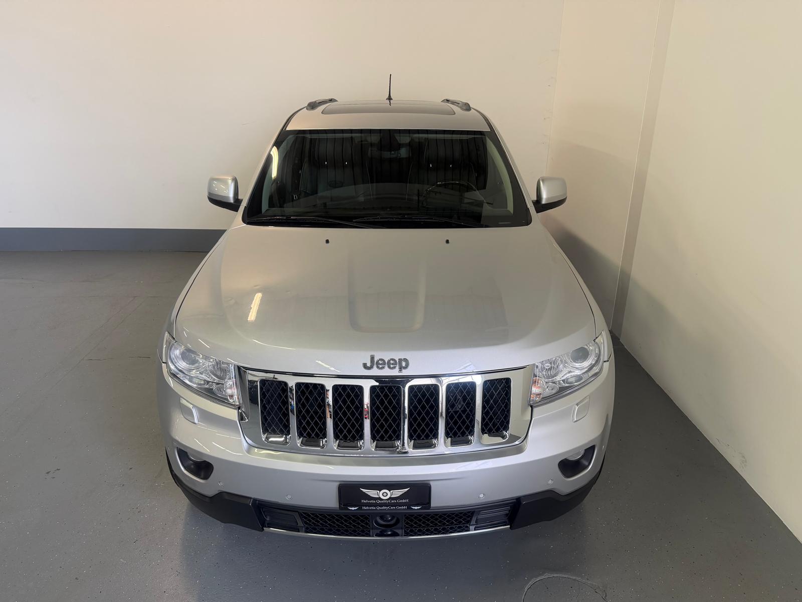 JEEP Grand Cherokee 3.0 CRD Overland Automatic-showroom-element-3