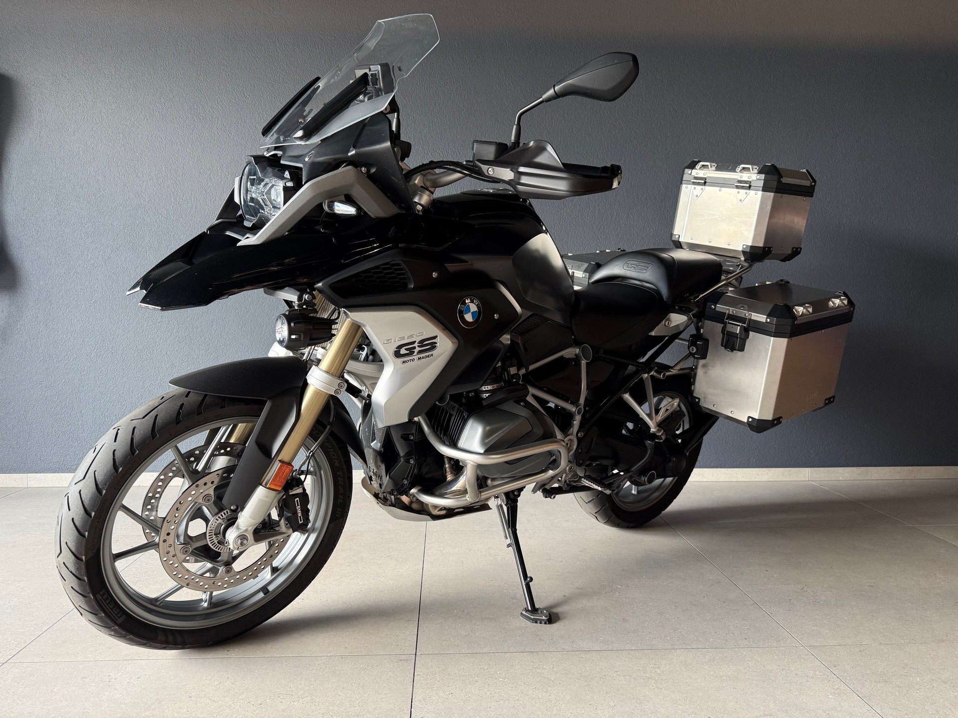 BMW R 1250 GS-image-1