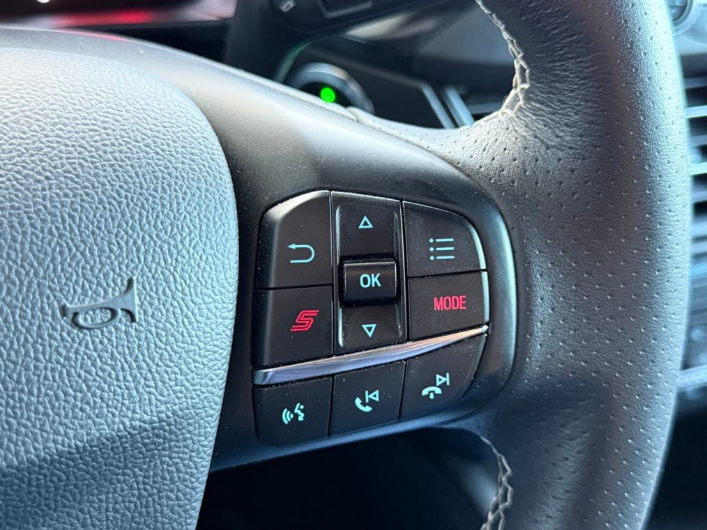 FORD Focus ST 2.3 EcoBoost ST-image-4