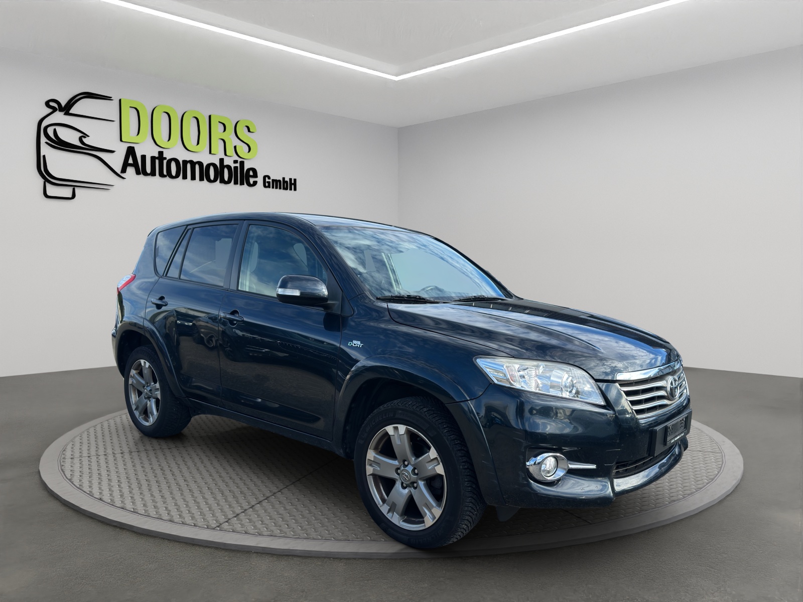 TOYOTA RAV-4 2.2D-CAT Linea Sol Premium AT-showroom-element-3