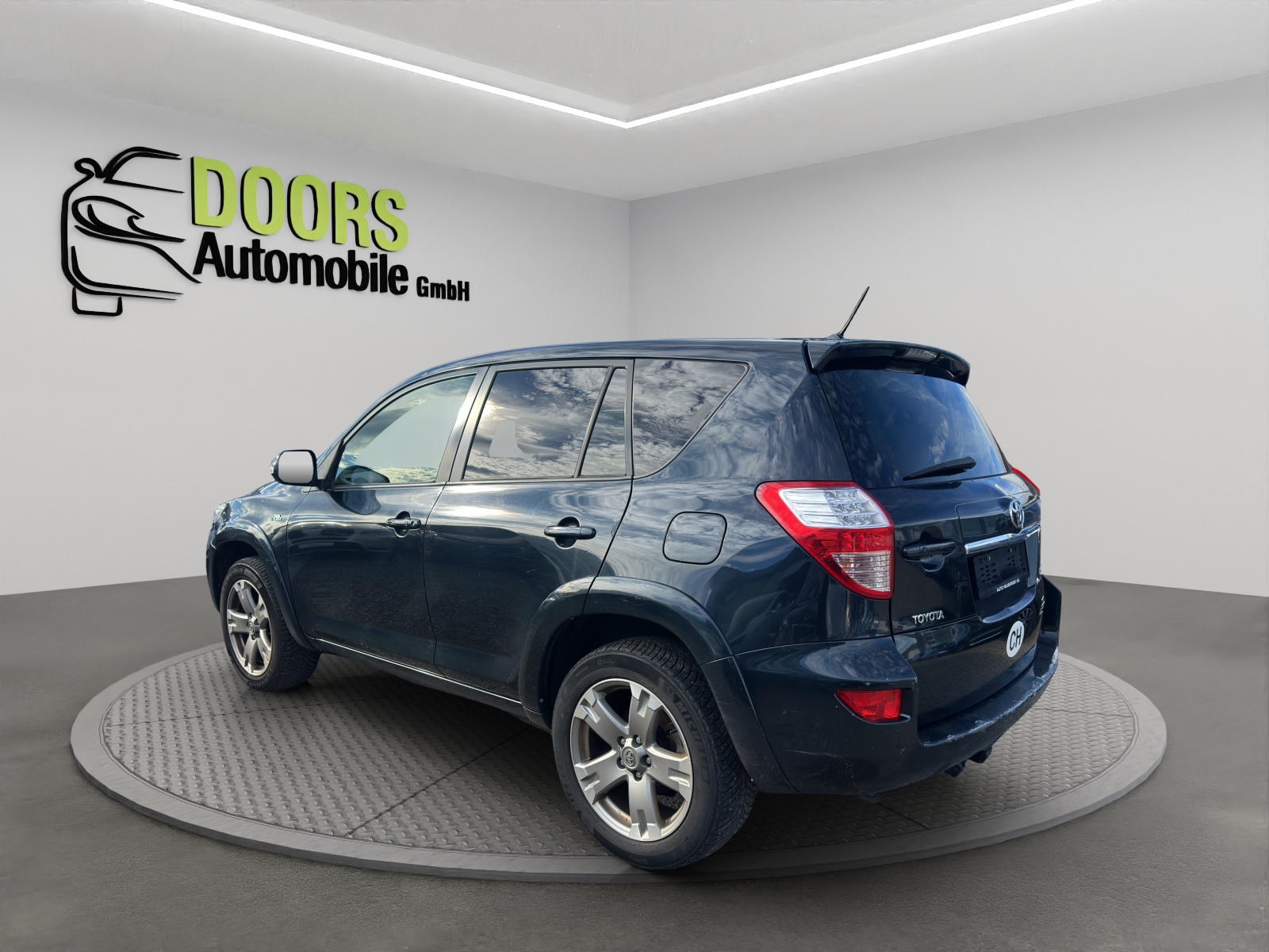 TOYOTA RAV-4 2.2D-CAT Linea Sol Premium AT-image-6