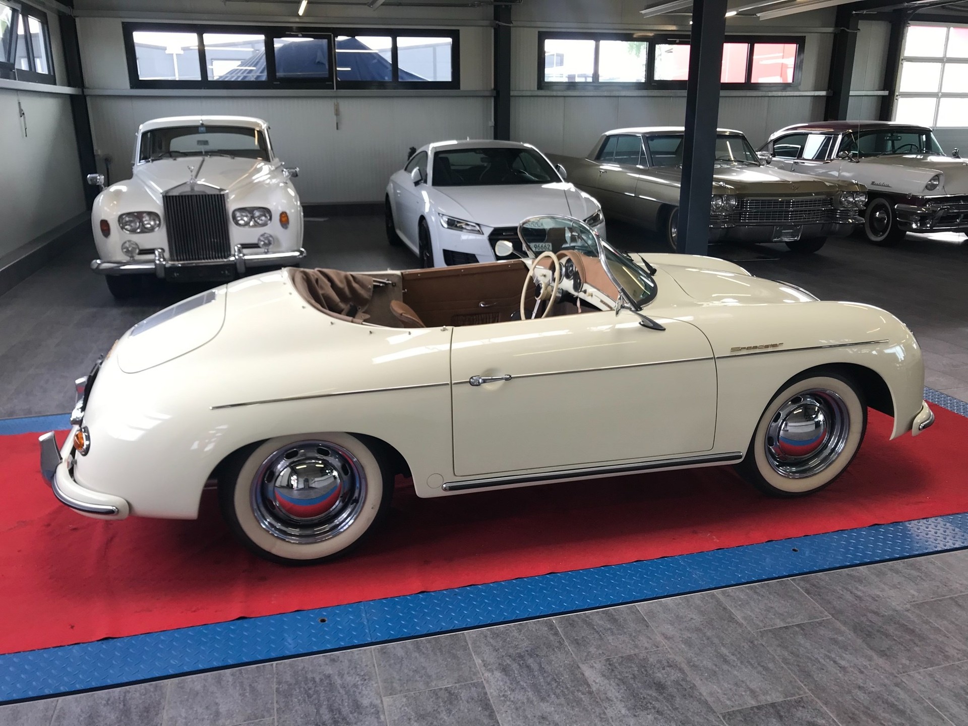 PORSCHE 356 Speedster Replica-showroom-element-3