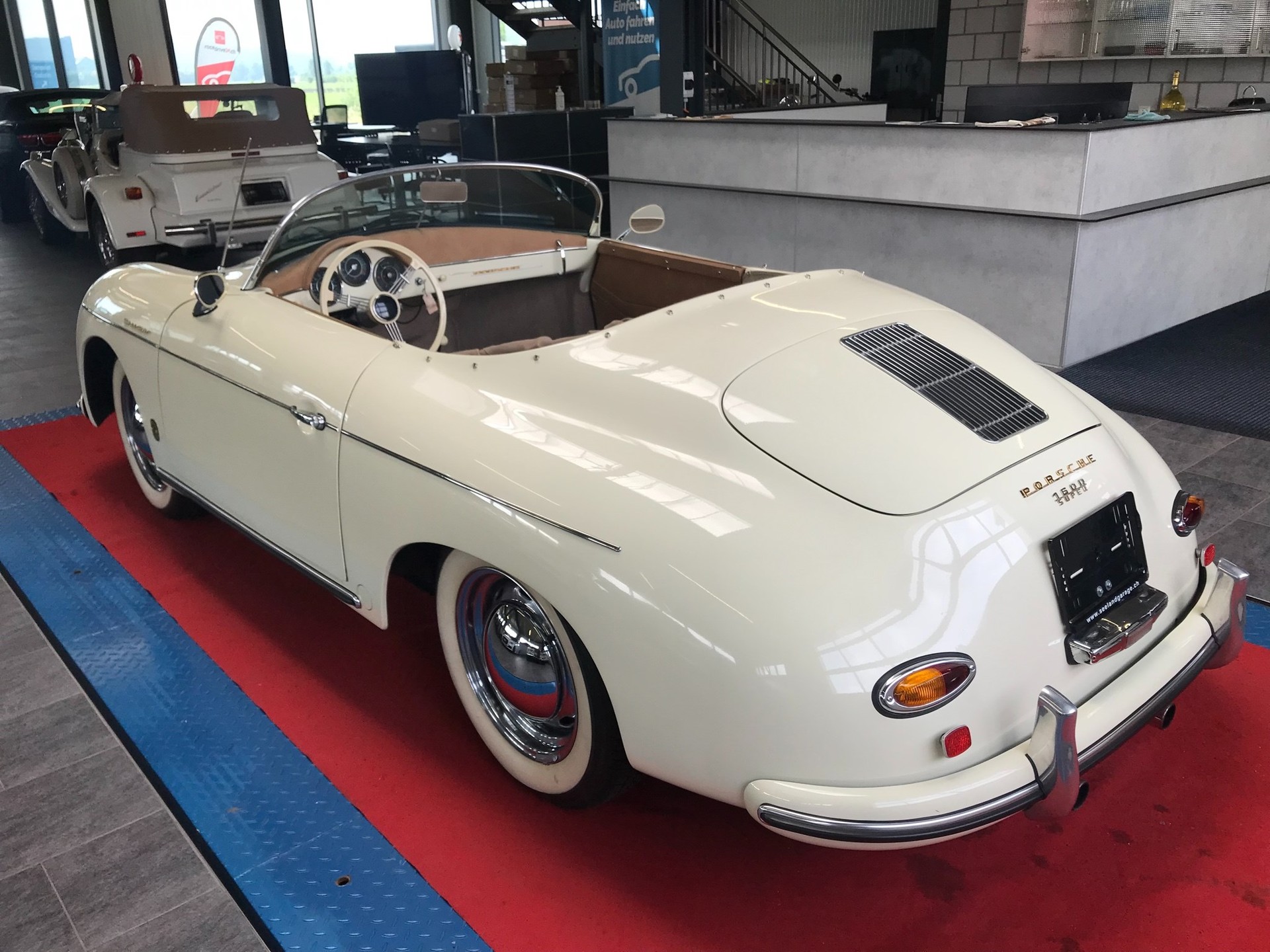 PORSCHE 356 Speedster Replica-image-5